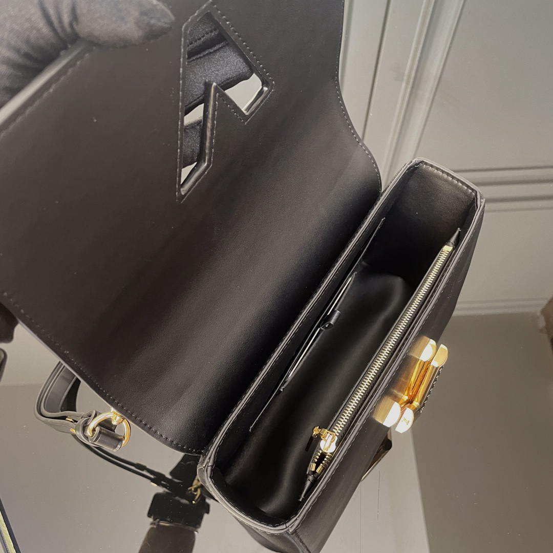 Louis Vuitton Twist Medium Shoulder Bag in Black Calfskin - Image 3