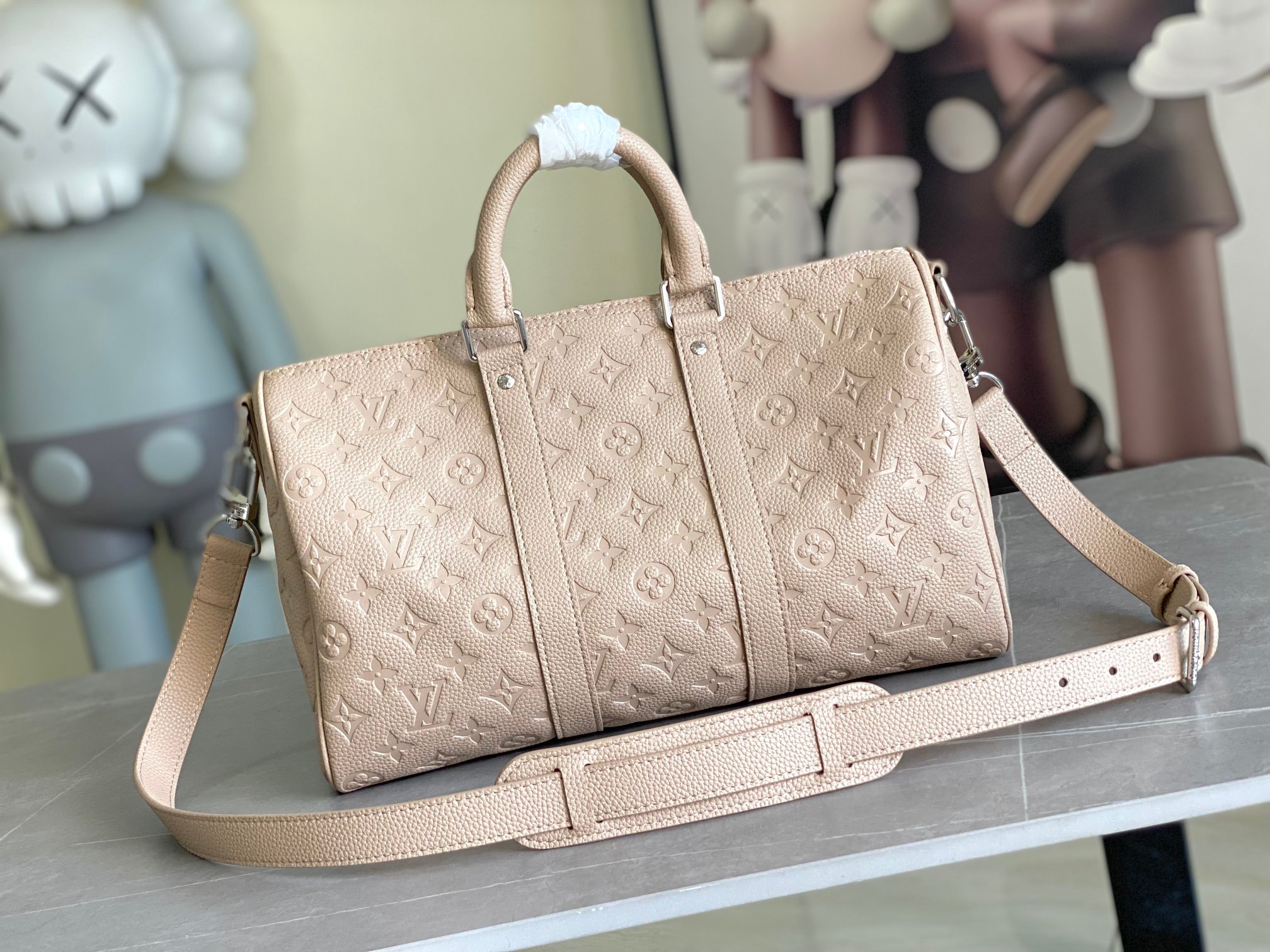 Louis Vuitton Keepall Bandoulière 35 Travel Bag in Monogram Eclipse - Image 3