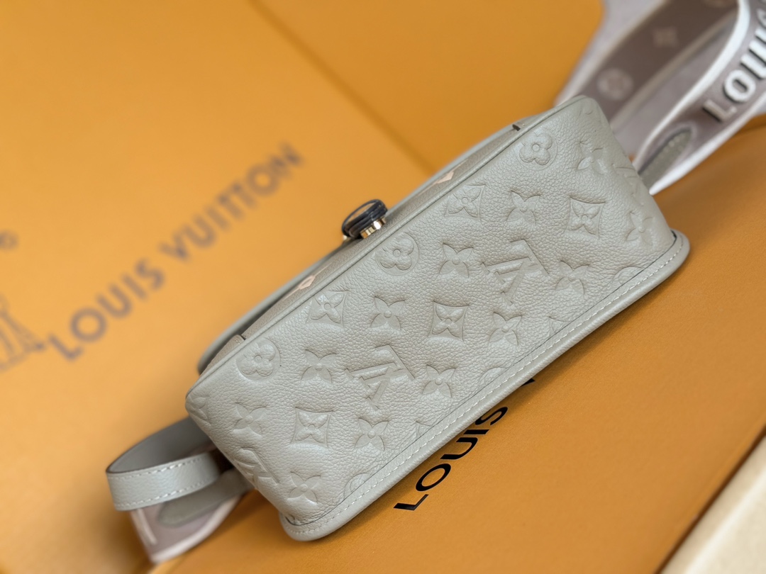 Louis Vuitton Diane Monogram Empreinte Leather Shoulder Bag - Image 3