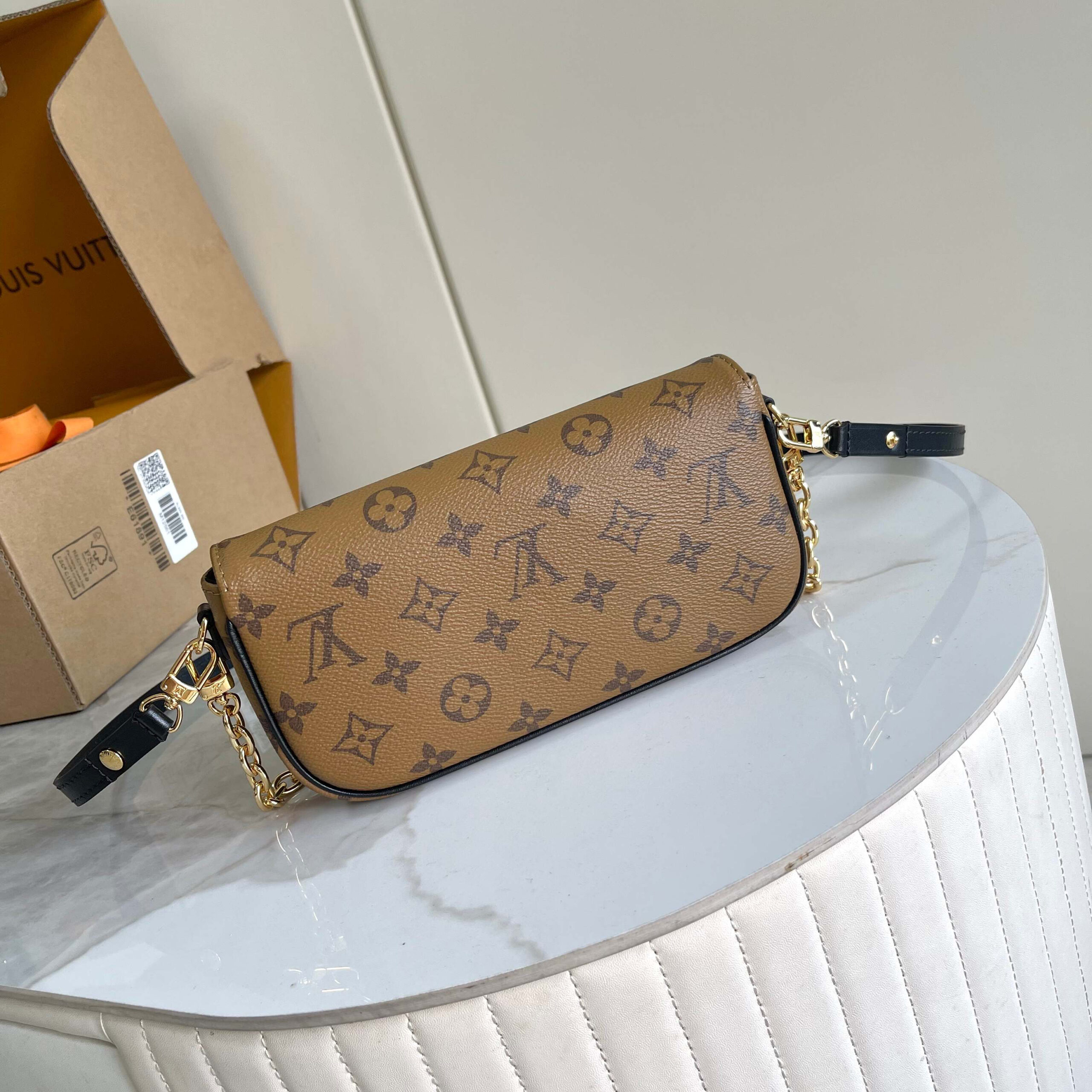 Louis Vuitton Wallet On Chain Ivy in Monogram Reverse Canvas - Image 3
