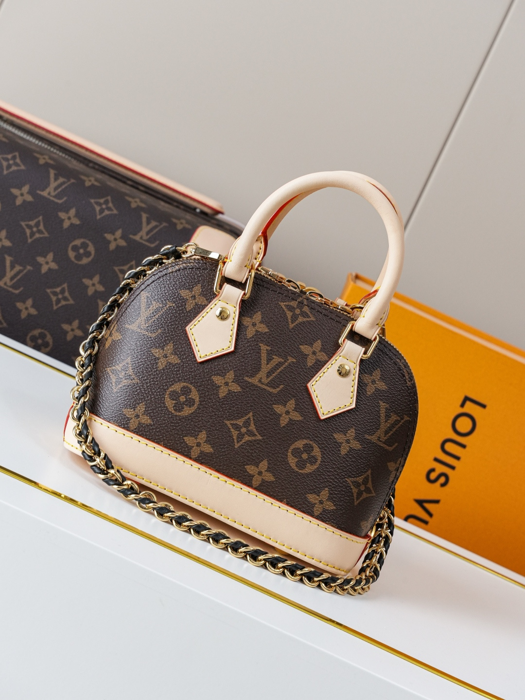 Alma Mini Customizable Handbag - Image 3