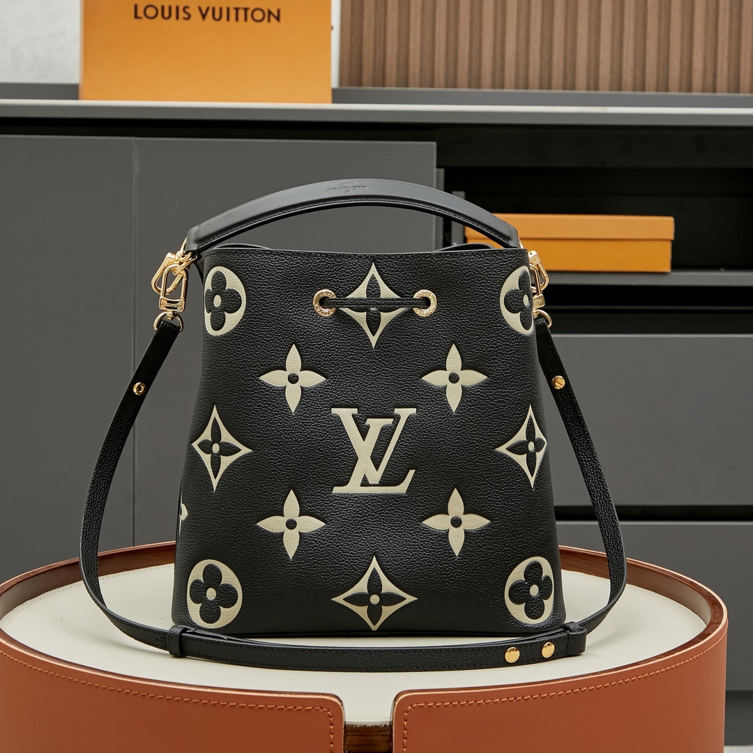 Louis Vuitton NéoNoé Medium Bucket Bag in Black and Apricot - Image 3
