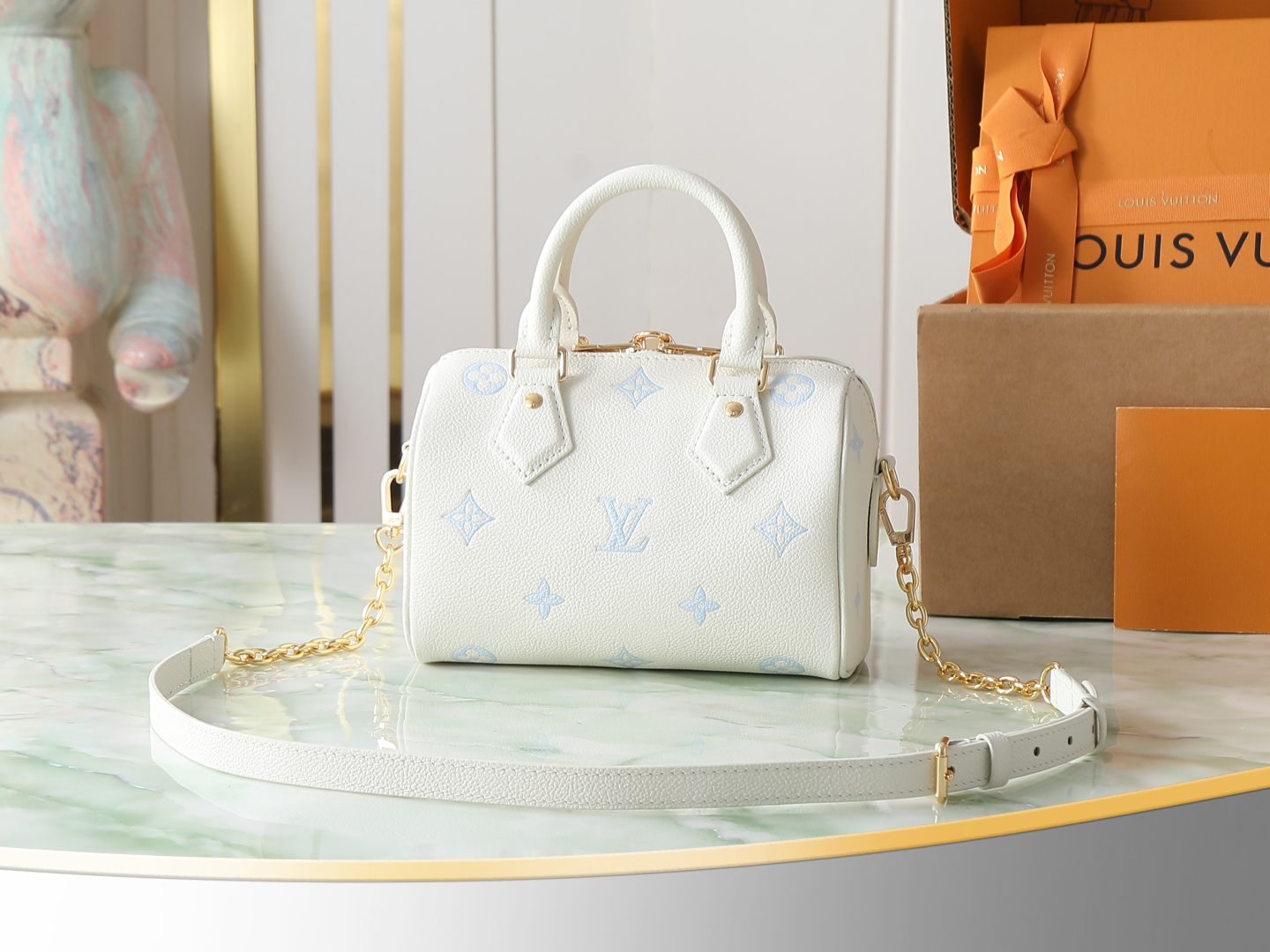 Louis Vuitton Speedy Bandoulière 20 Handbag in Blue Monogram Leather - Image 3
