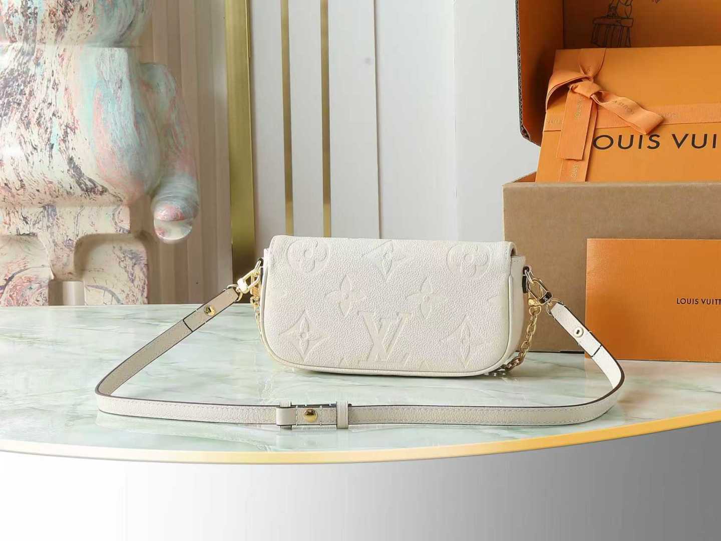 Louis Vuitton Wallet On Chain Ivy Monogram Crossbody Bag - Image 3