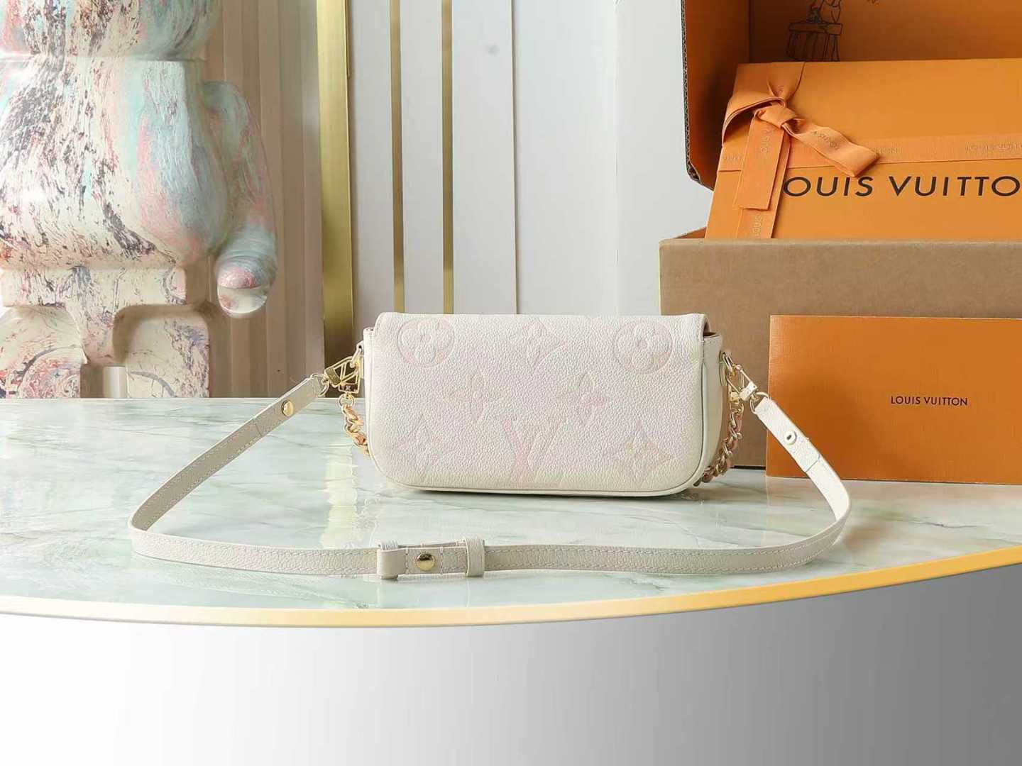 Louis Vuitton Wallet On Chain Ivy M83026 in Beige and Chocolate Monogram Canvas - Image 3