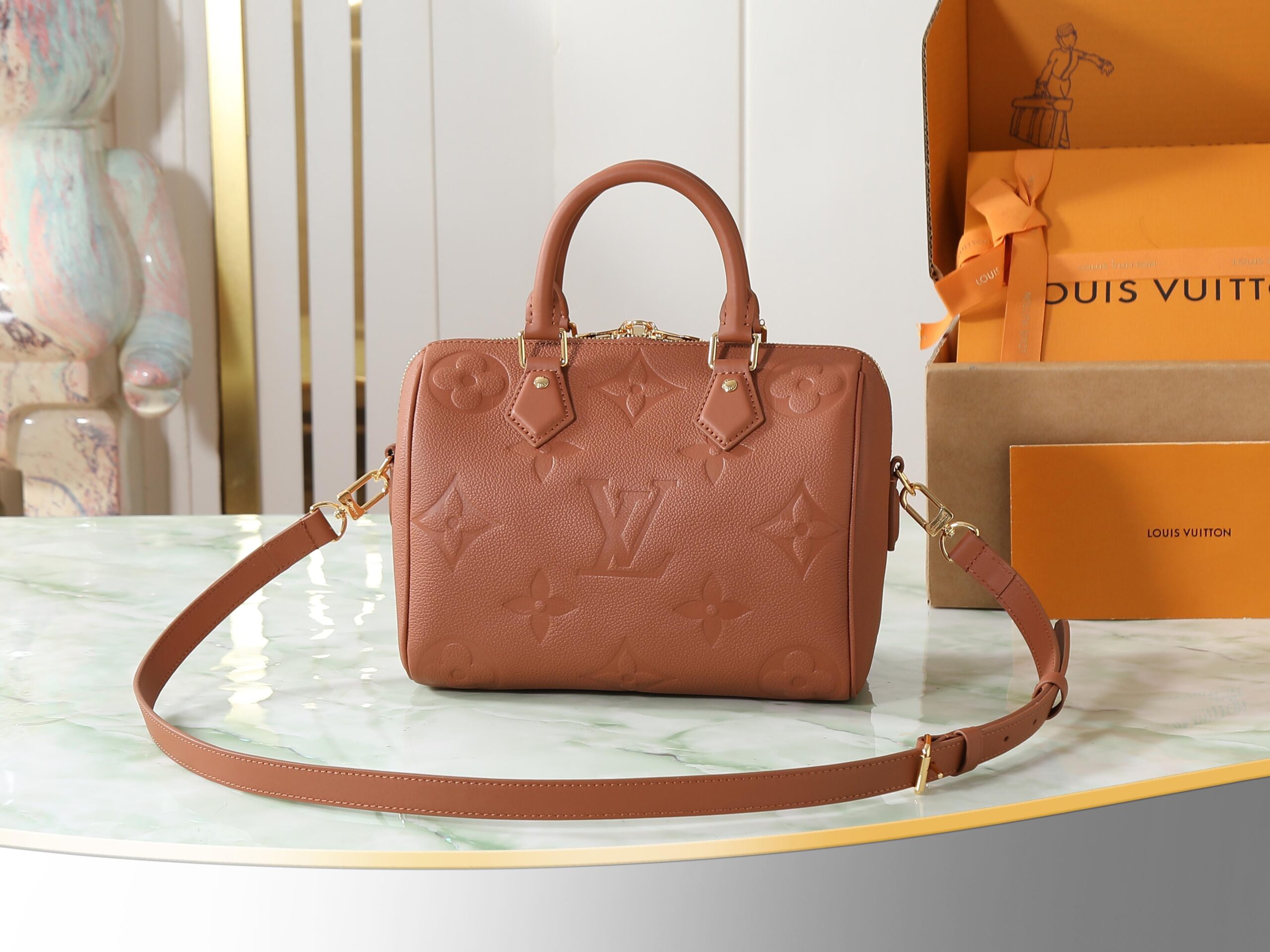 Speedy Bandoulière 25 Leather Crossbody Bag - Image 3