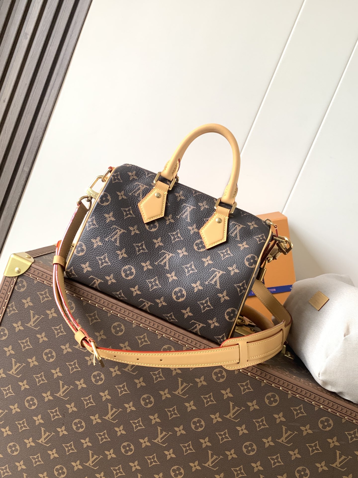 Louis Vuitton Speedy Bandoulière 25 Monogram M24443 - Image 3