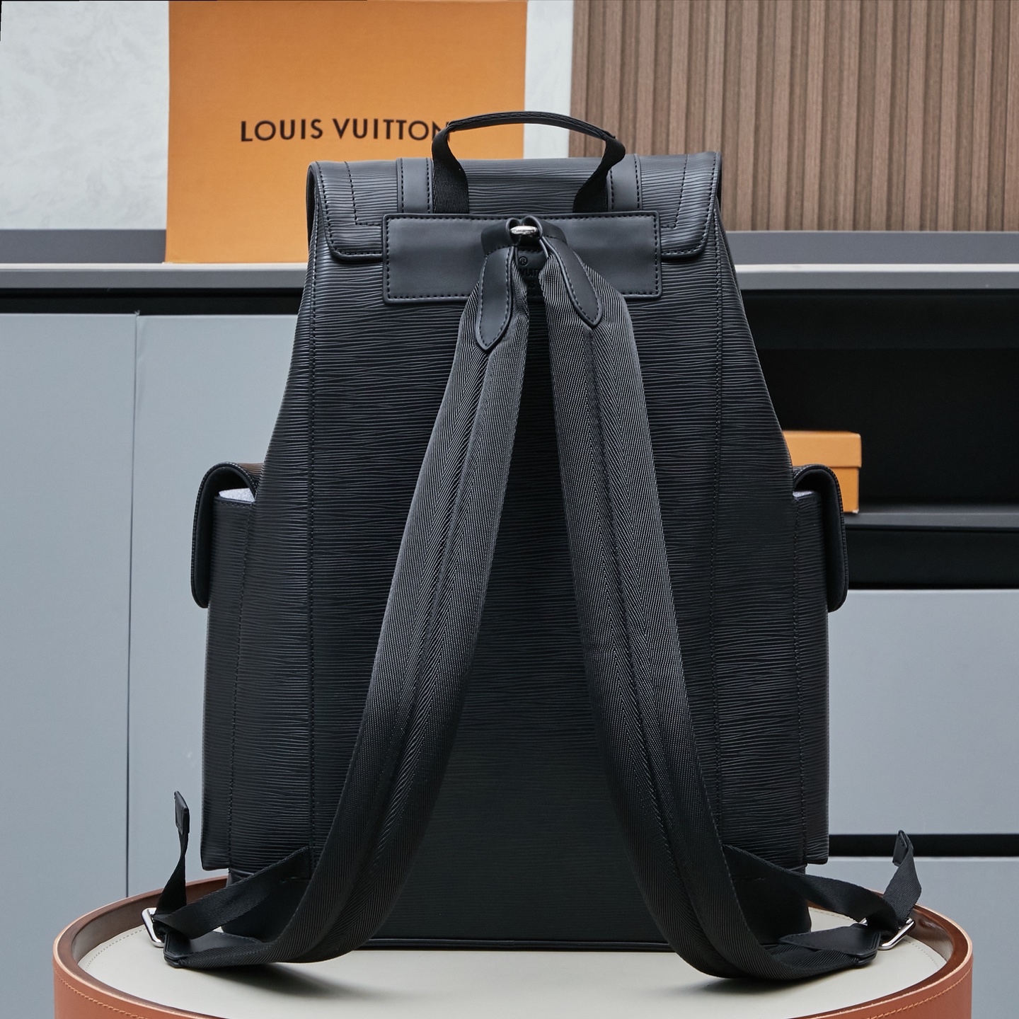 Louis Vuitton Christopher MM Backpack M41709 in Black and Red - Image 3