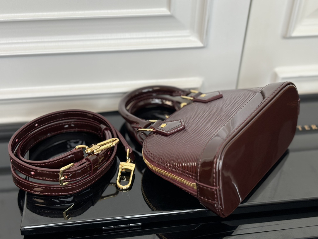 Louis Vuitton Nano Alma Handbag in Glossy Burgundy Epi Leather - Image 3