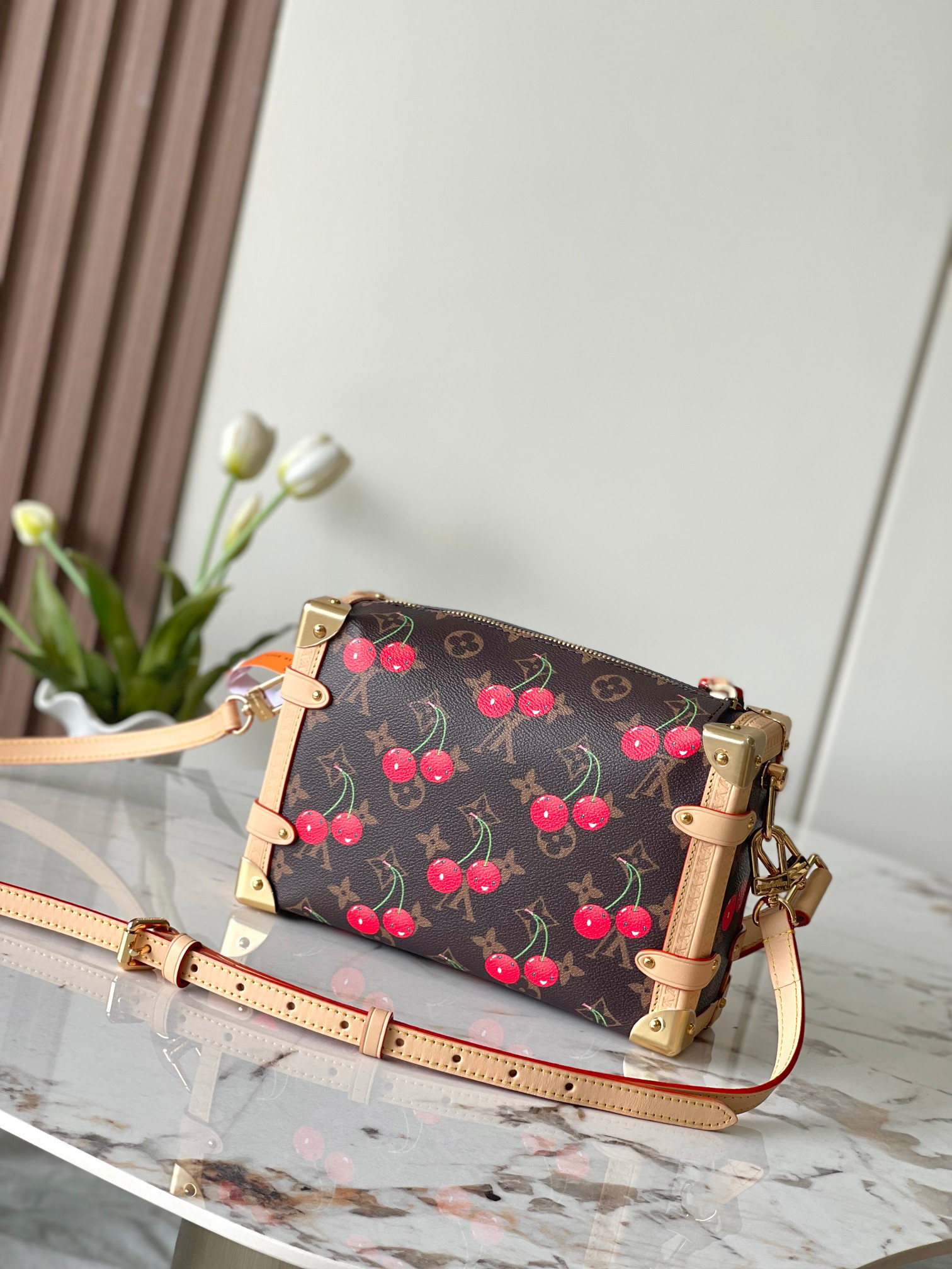 Louis Vuitton Side Trunk M14278 Medium Handbag in Monogram Cherry - Image 3