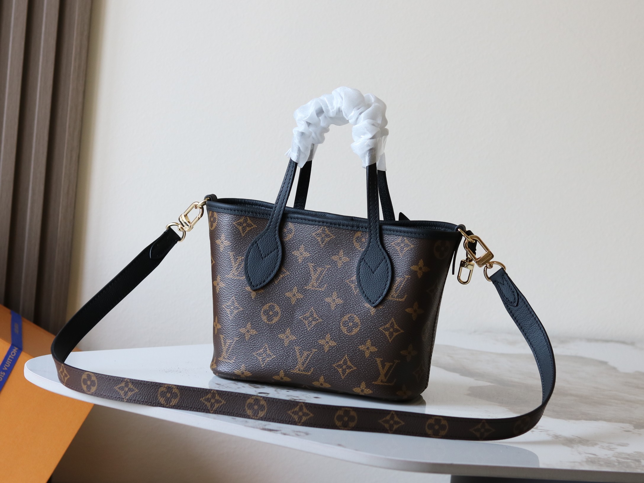 Louis Vuitton Neverfull Inside Out BB Reversible Shoulder Bag - Image 3