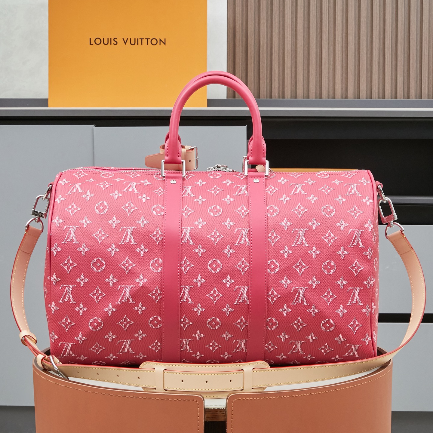 Louis Vuitton Keepall Bandoulière 45 Travel Bag - Image 3