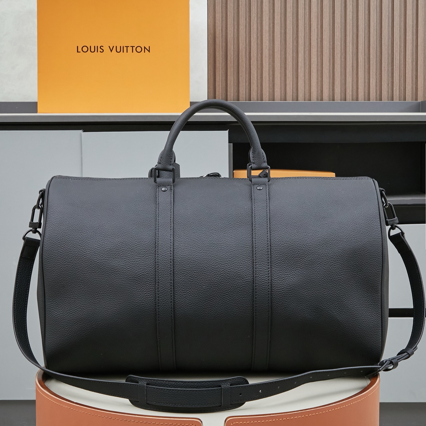 Louis Vuitton Keepall Bandoulière 50 Travel Bag - Image 3