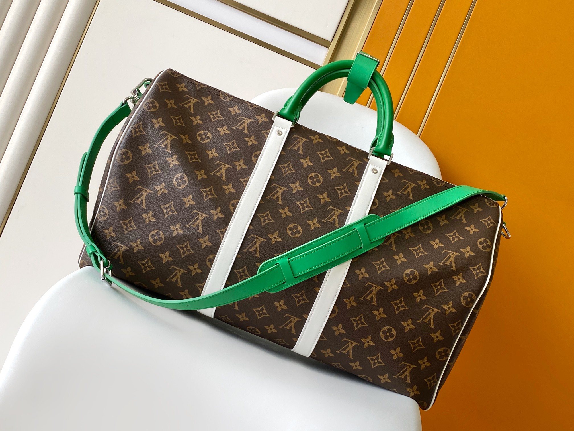 Louis Vuitton Keepall Bandoulière 50 Travel Bag - Image 3