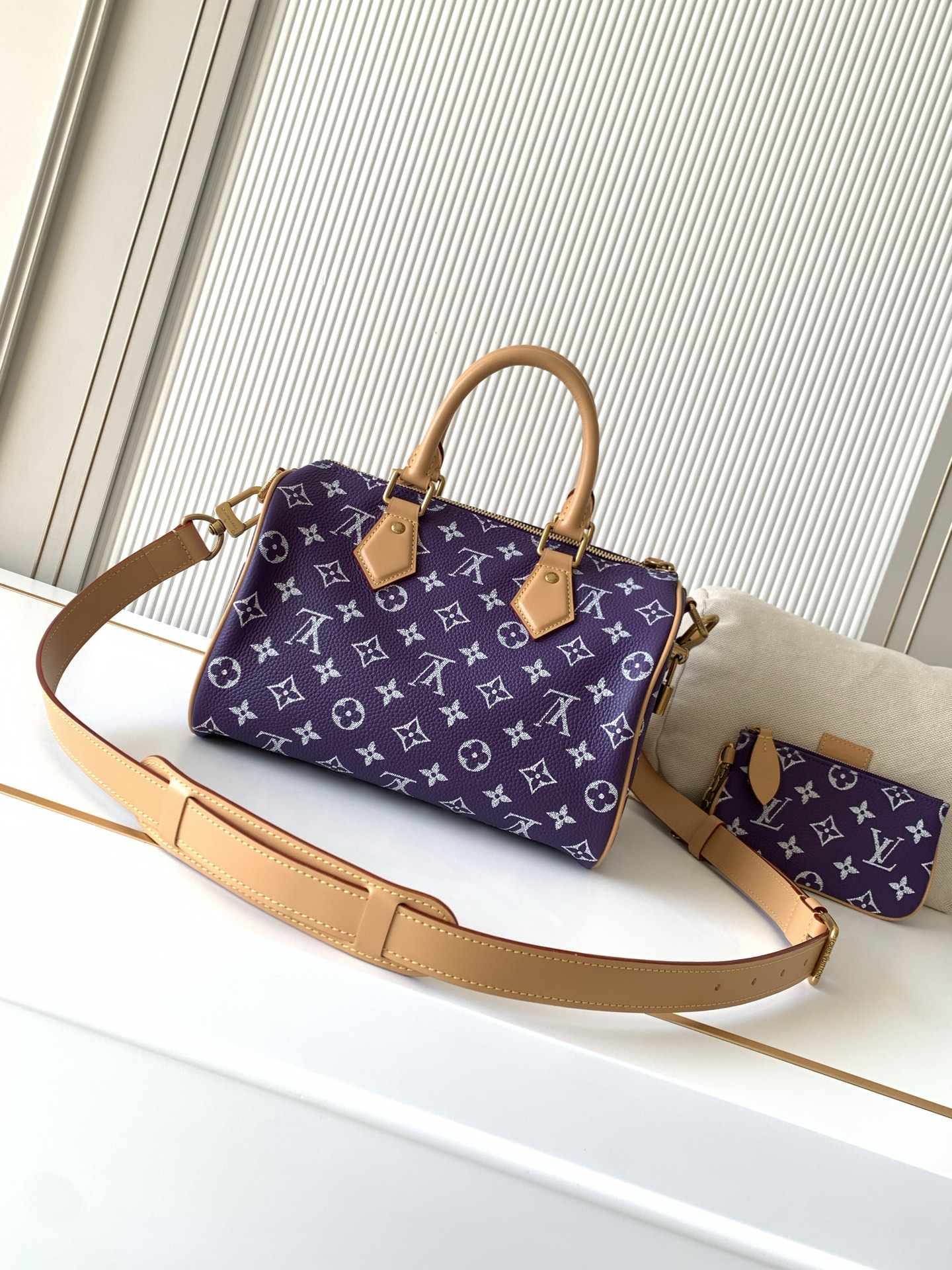 Louis Vuitton Speedy Bandoulière 25 Handbag - Image 3