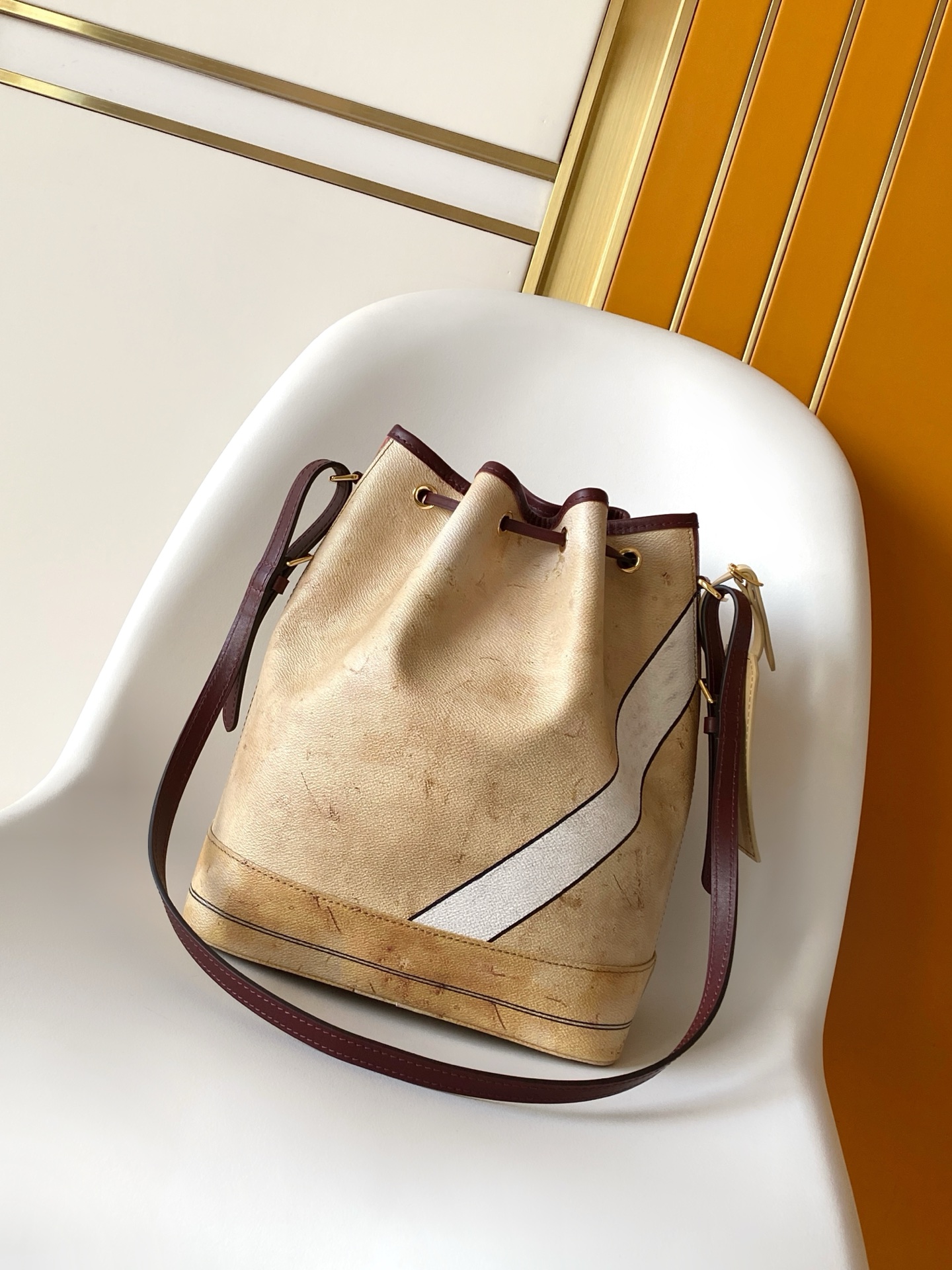 Louis Vuitton Monogram Anniversary Leather Crossbody Bag M27389 - Image 3