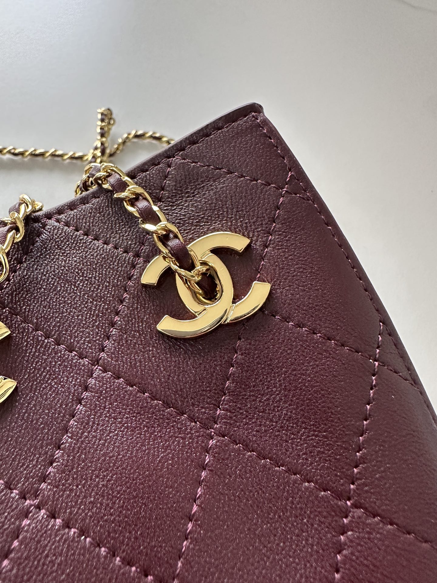 Chanel AP5359 Lambskin Handbag - Image 3