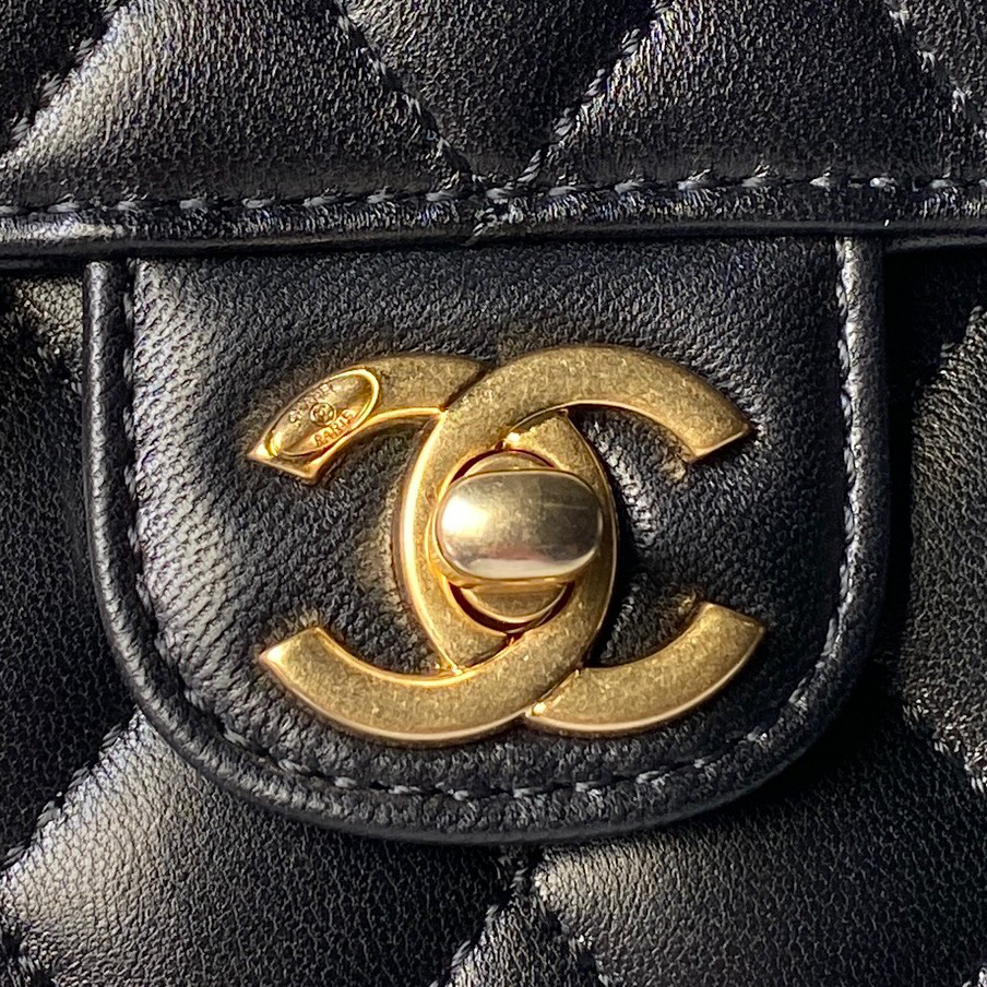 Chanel 25B Classic Vintage Backpack AS5704 - Image 3