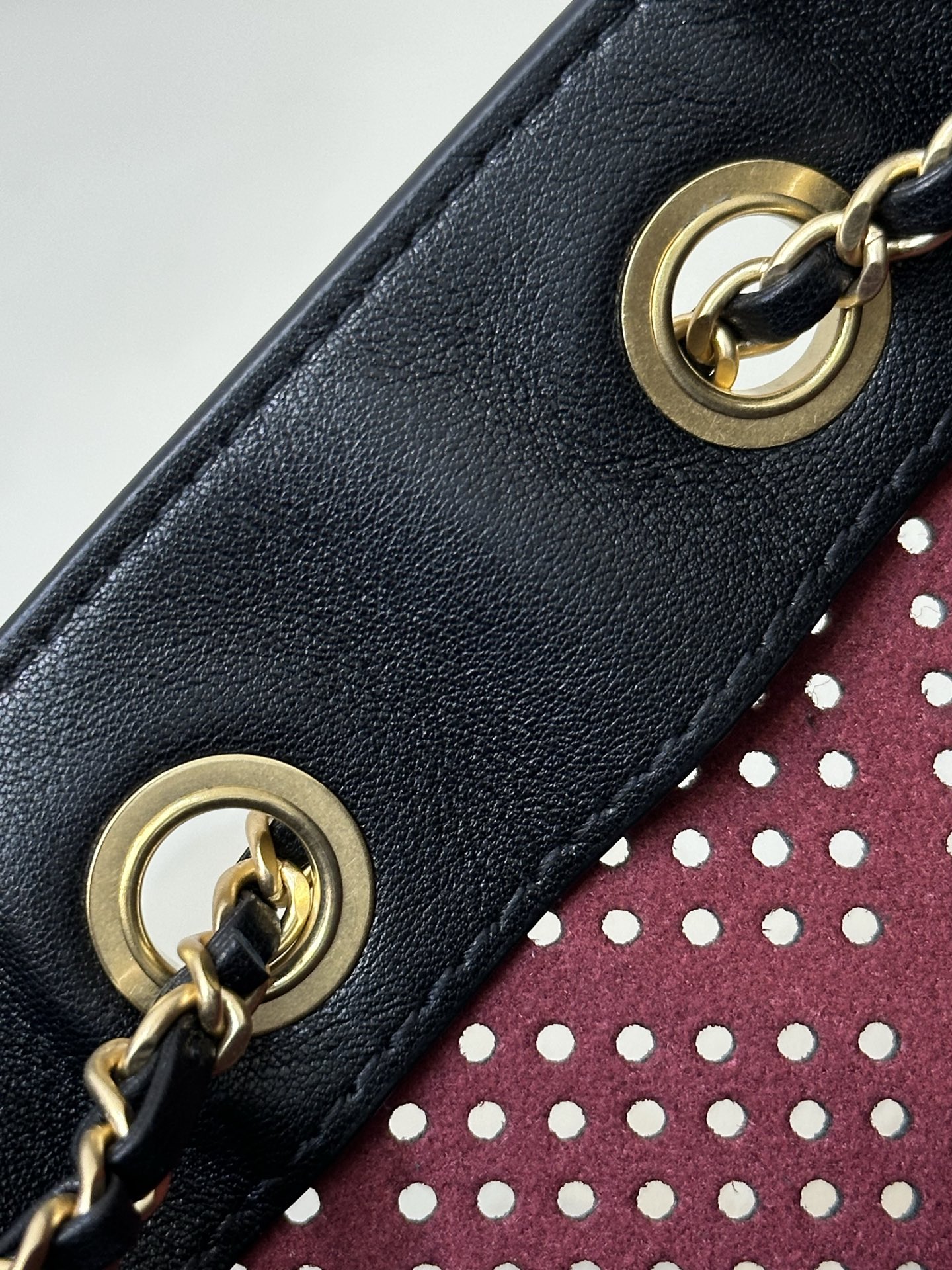Chanel 25 Perforated Cowhide Bucket Handbag - Image 3