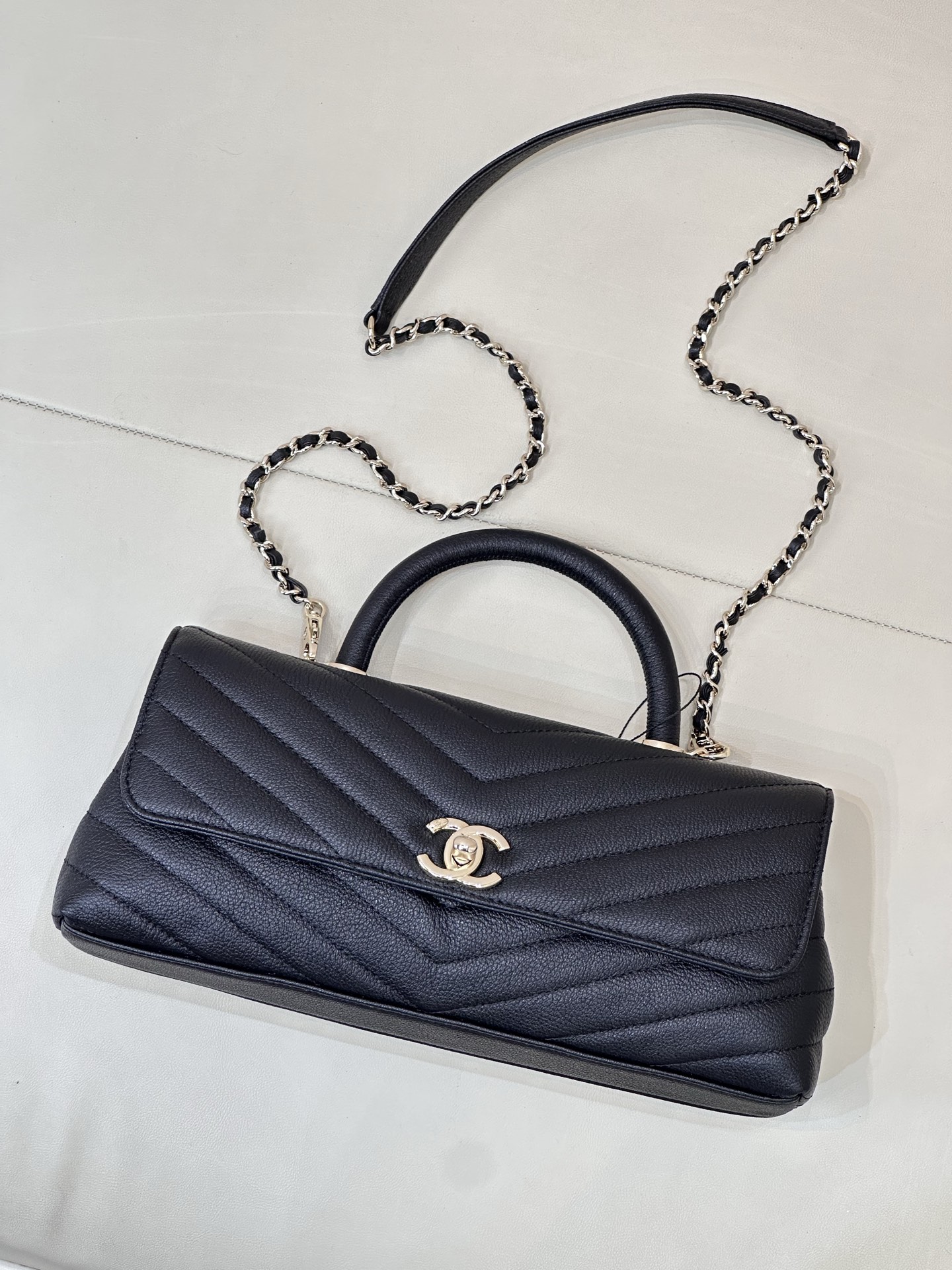 Chanel Coco Handle Extended Top Handle Bag - Image 3