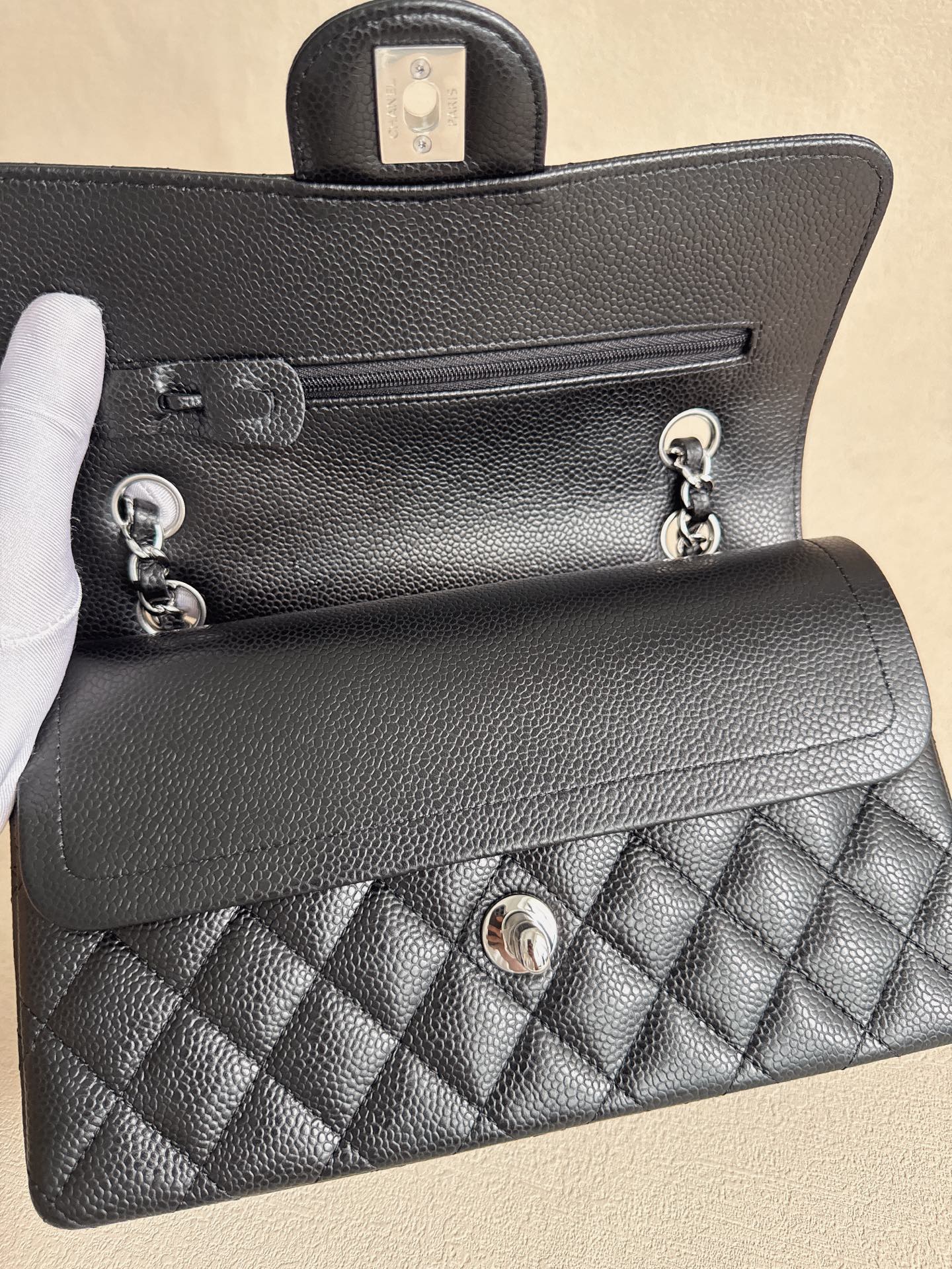Chanel CF23 Small Classic Crossbody Bag - Image 3