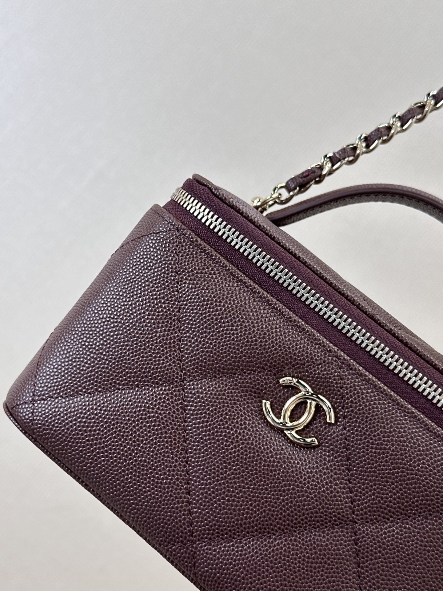 Chanel Box Handbag - Image 3