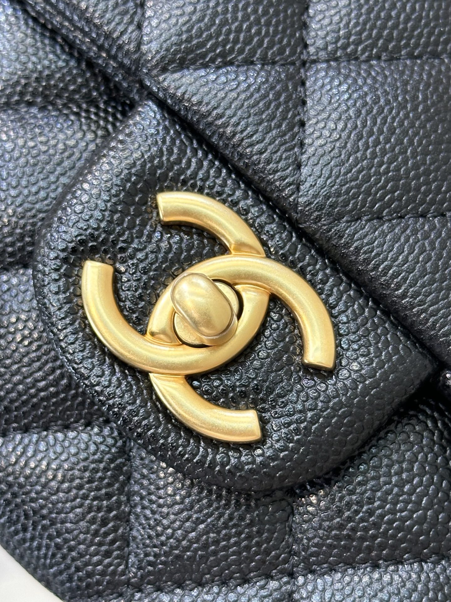 Chanel 24B Lambskin Mini Flap Bag - Image 3