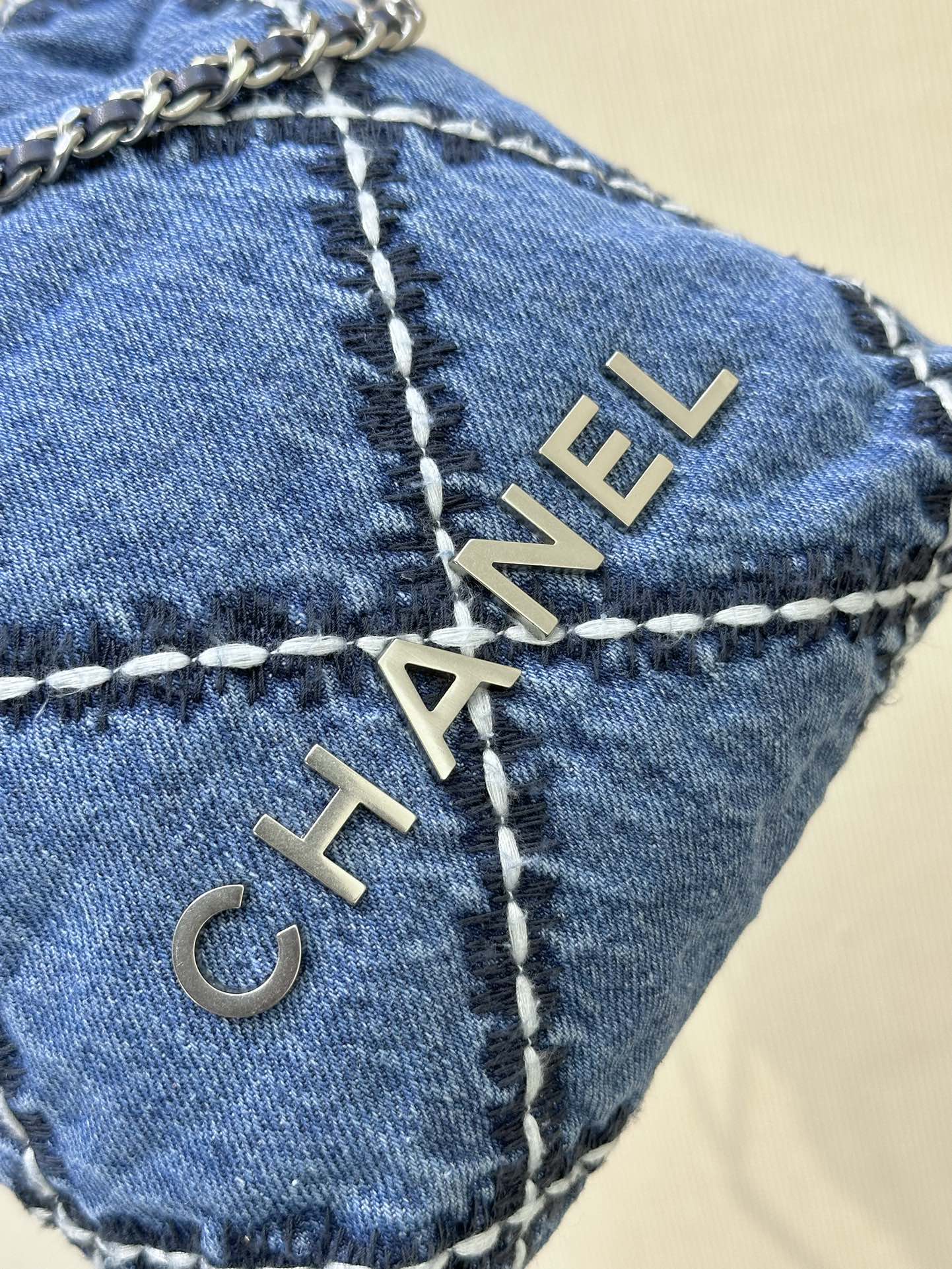 Chanel 22 Mini Denim Shoulder Bag - Image 3