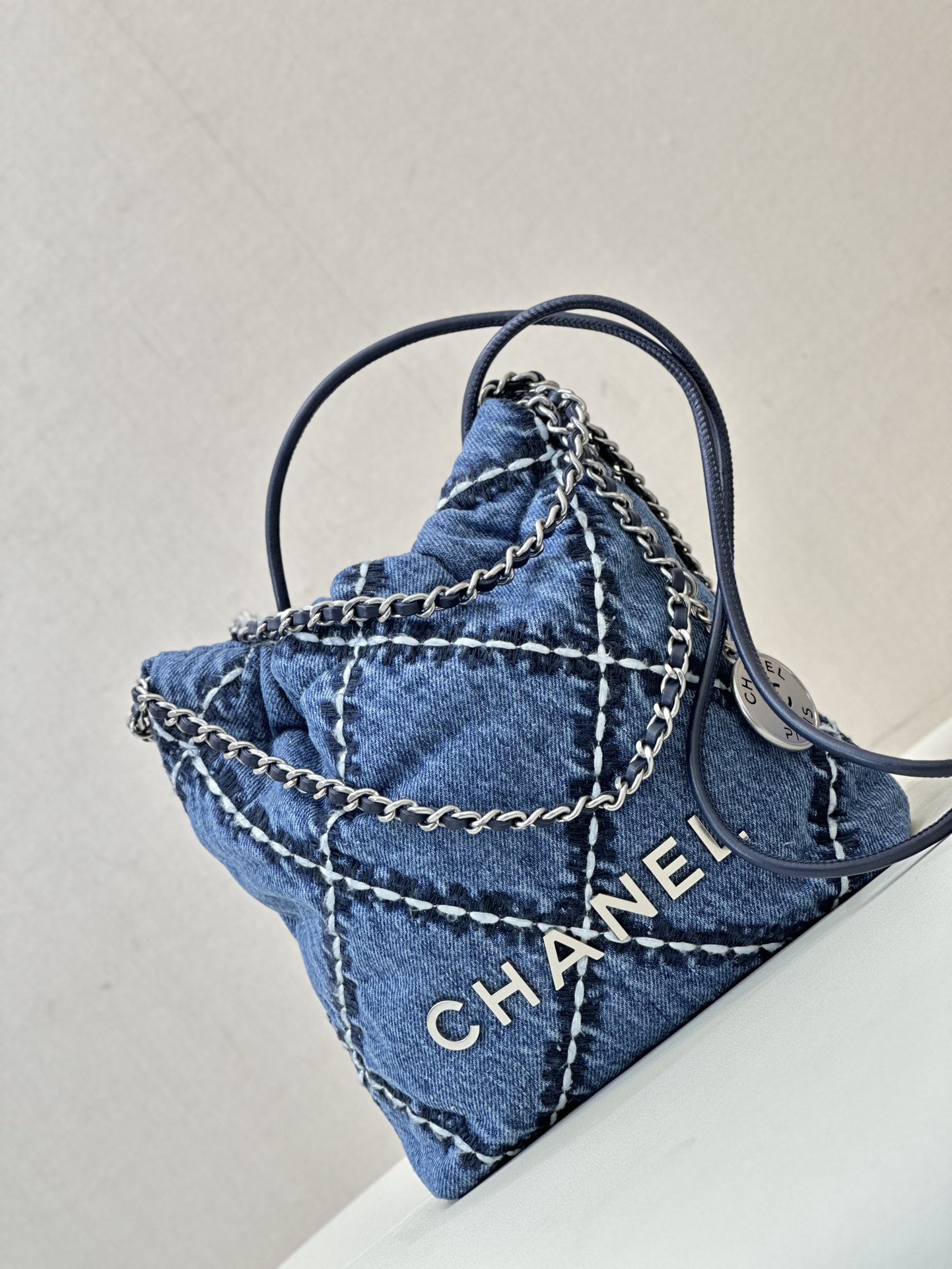 Chanel 22 Mini Denim Crossbody Bag - Image 3