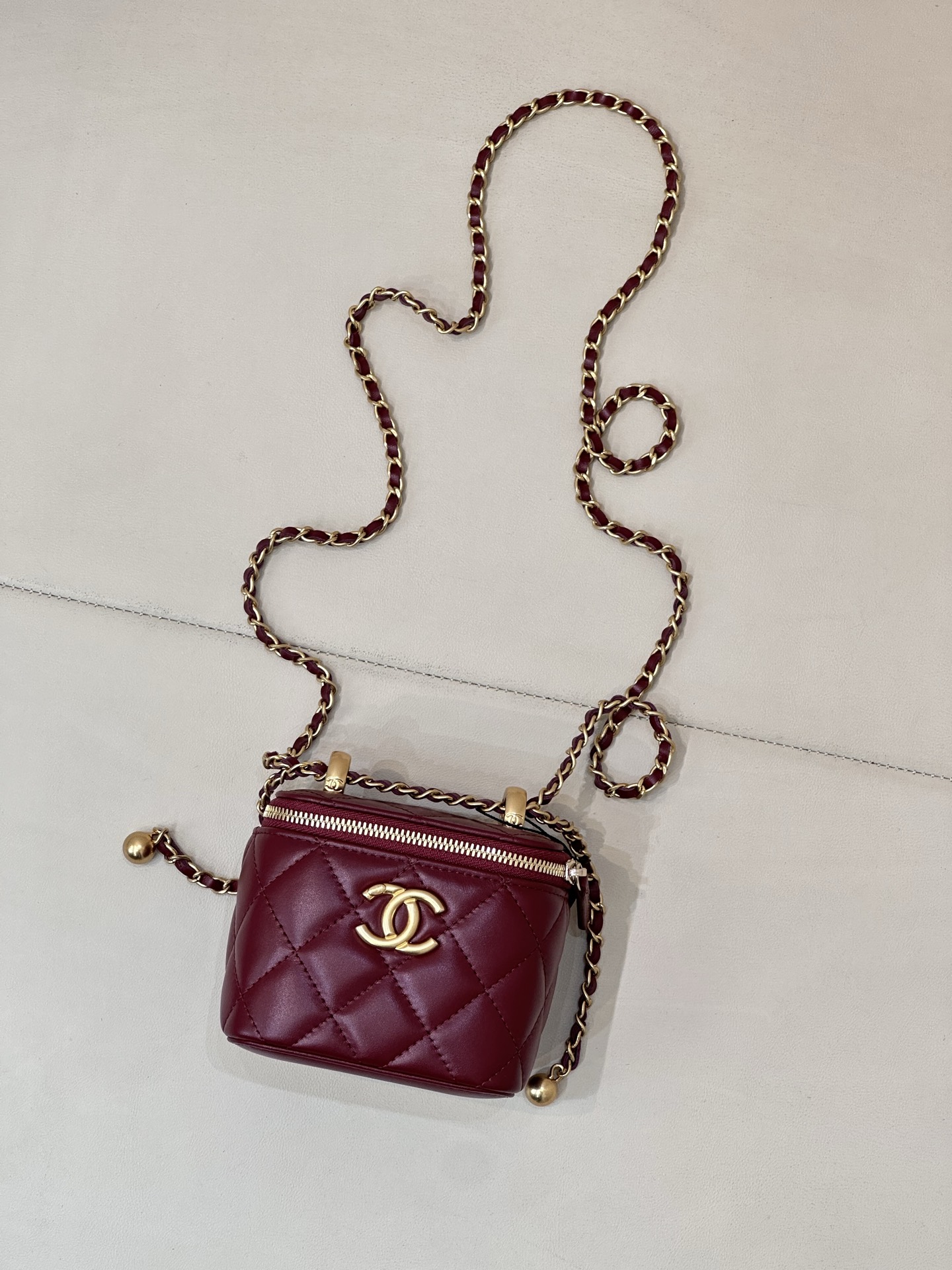 Chanel Double-Pearl Box Crossbody Bag - Image 3