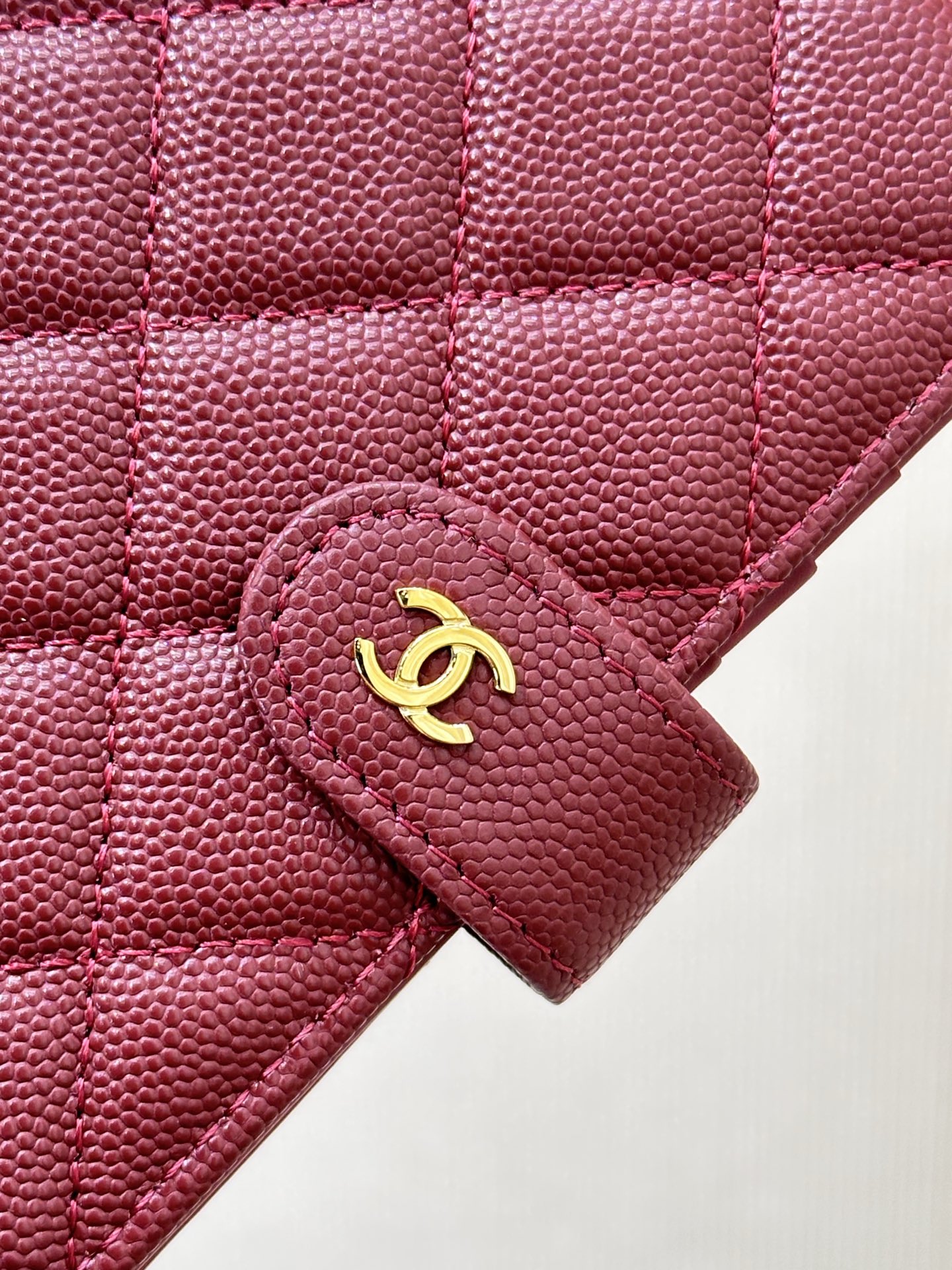 Chanel 96066 Leather Wallet - Image 3