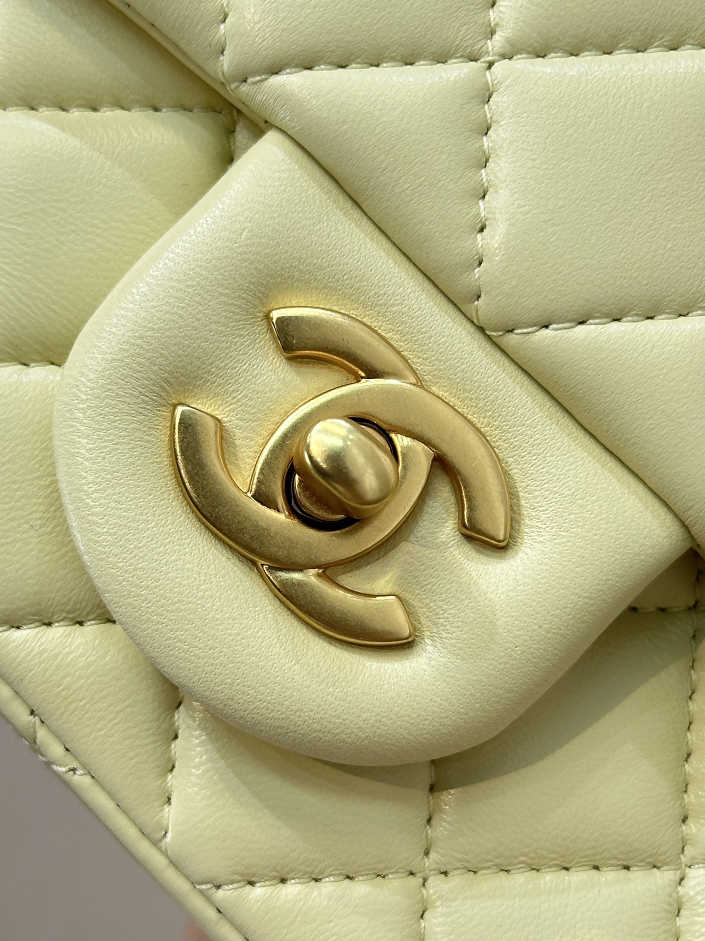 Chanel Small Gold Ball Quilted Crossbody Bag - Image 3