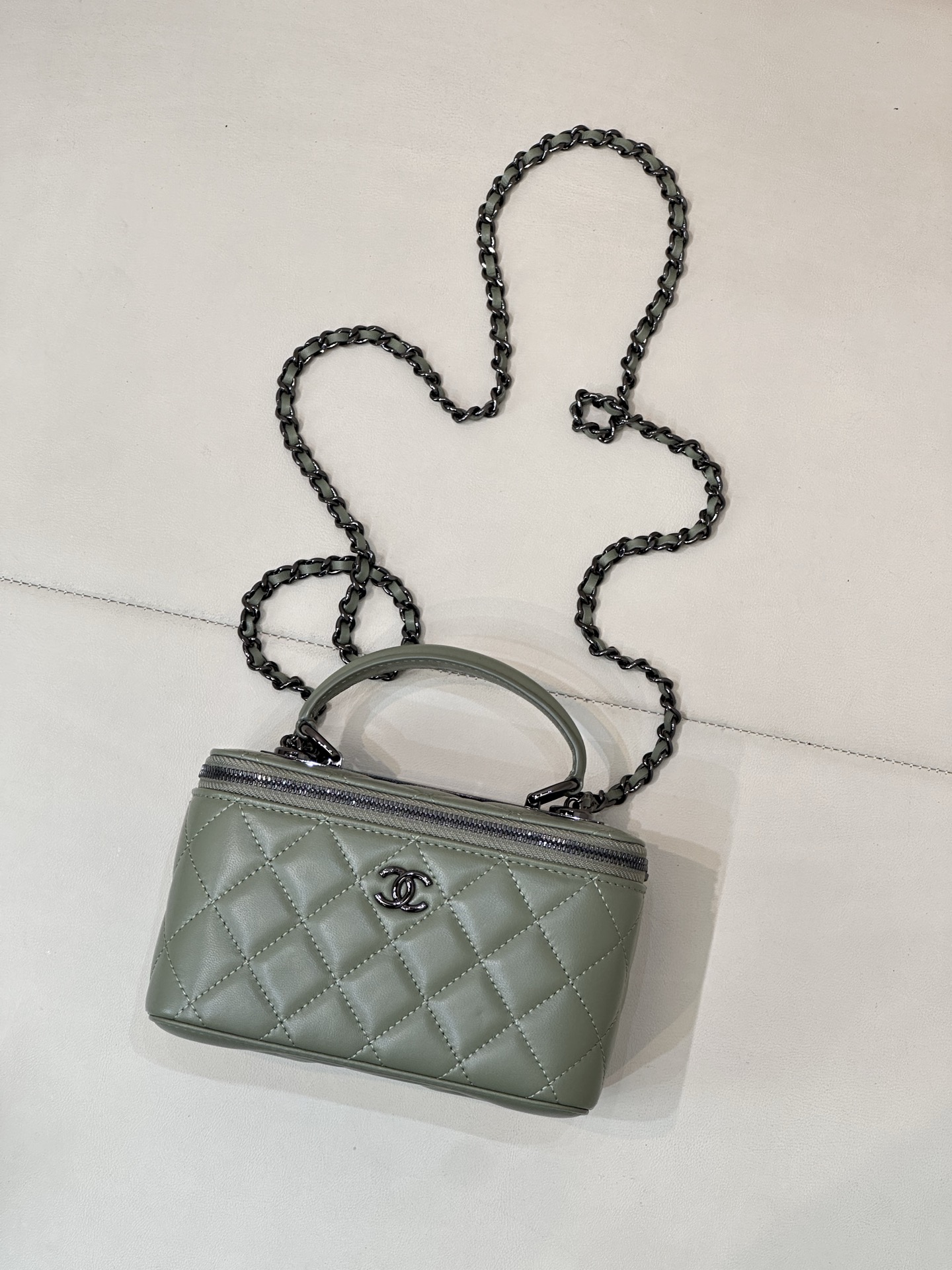 Chanel Trendy CC Box Bag - Image 3