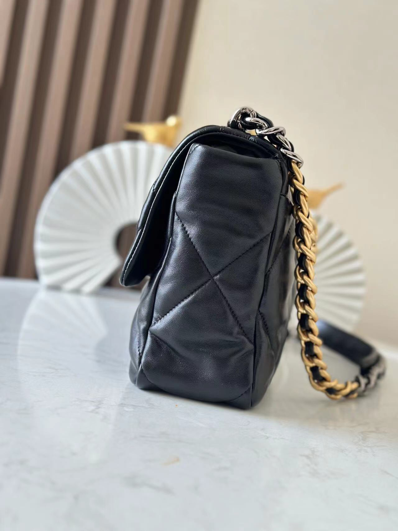 Chanel 19 Lambskin Flap Bag - Image 3