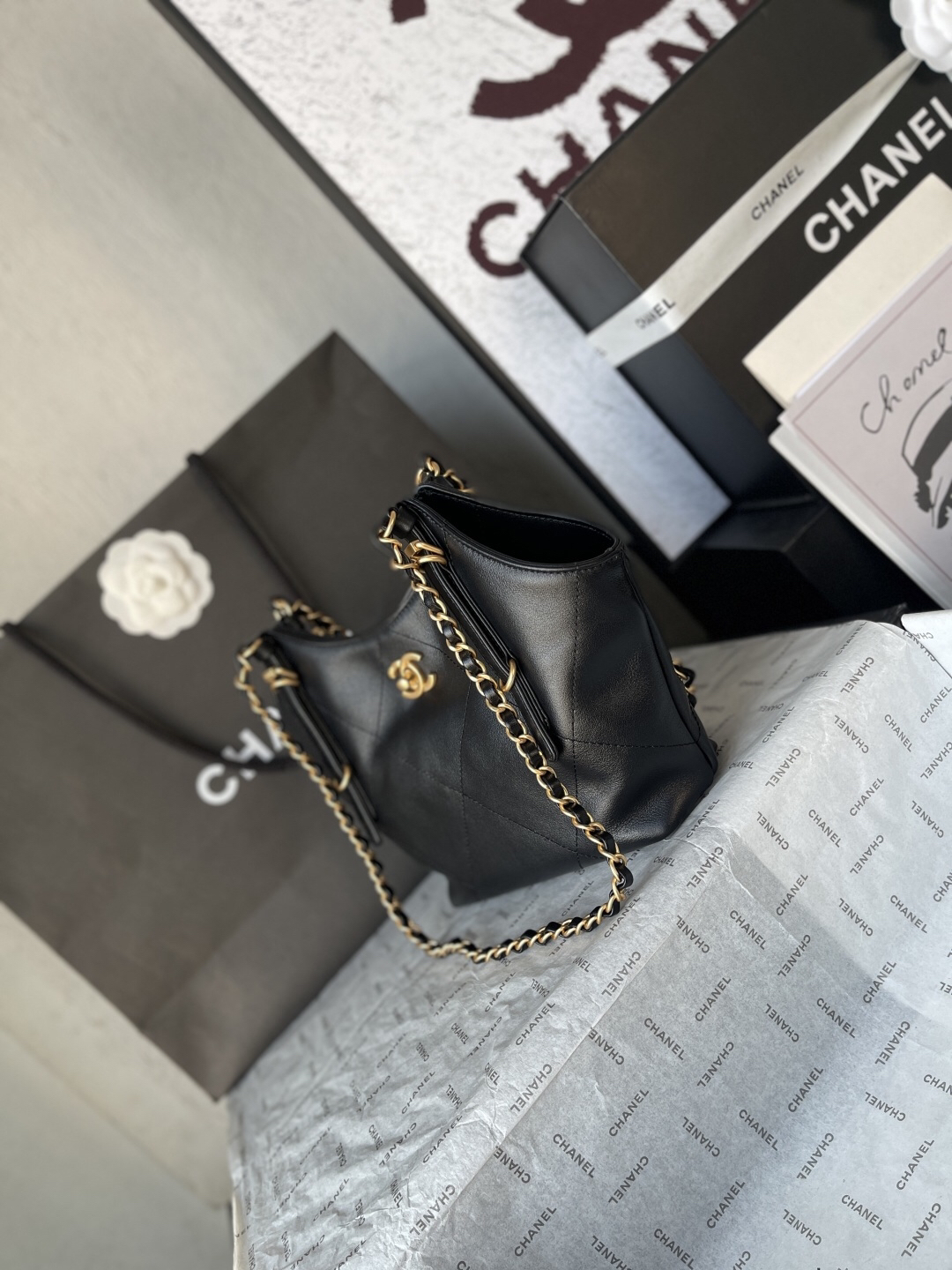 Chanel 25S Maxi Hobo Tote Bag AS6015 - Image 3