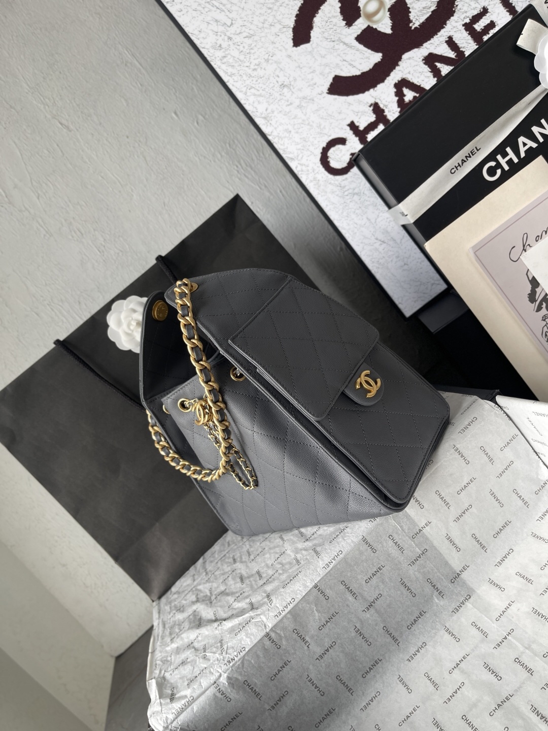 Chanel Quilted Leather Hobo Bag with Chain Detail - Image 3