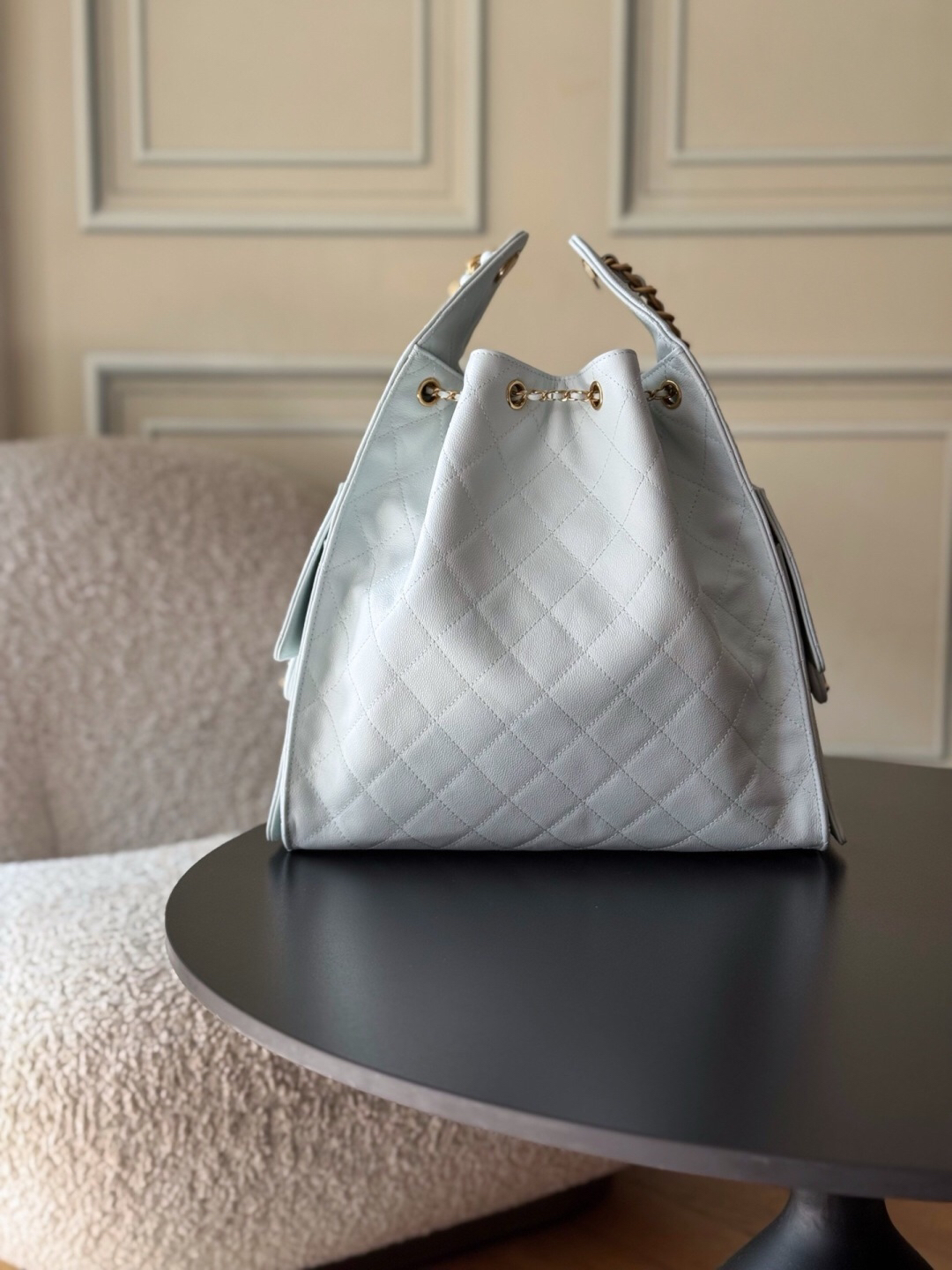 CHANEL 25C Quilted Leather Hobo Shoulder Bag - Image 3