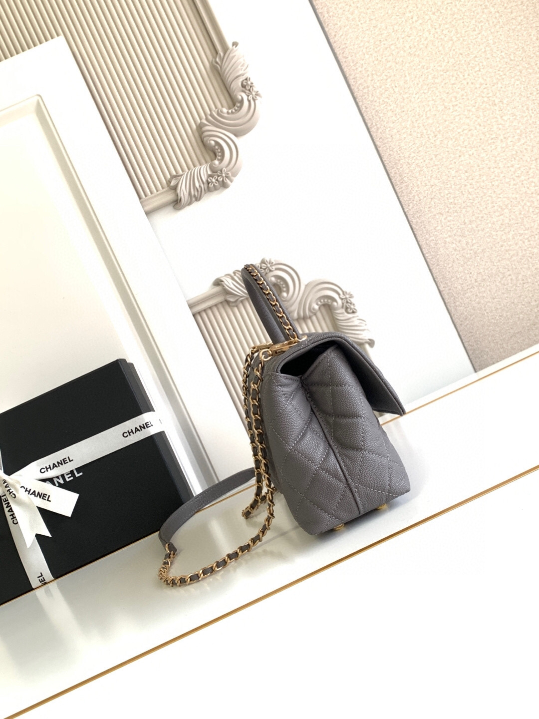 Chanel Coco Handle Classic Top-Handle Handbag - Image 3
