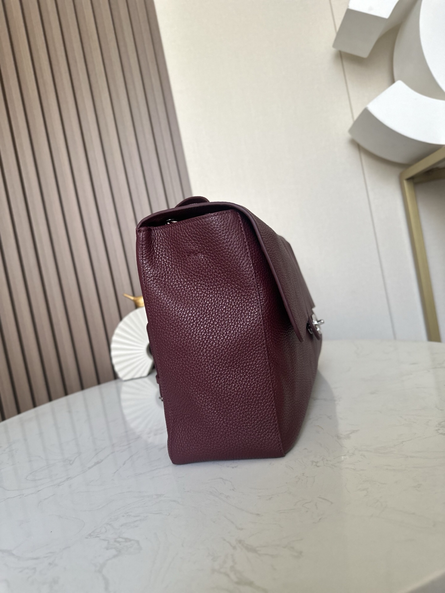 Burgundy Leather Flap Handbag with Silver-Tone Clasp - Image 3