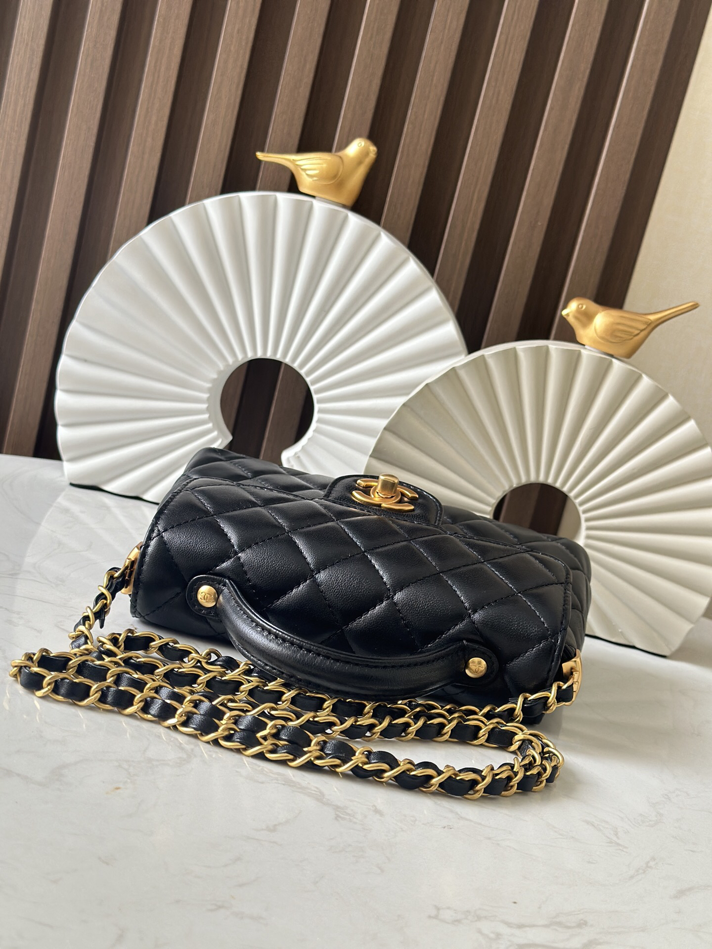 Kelly-Style Black Handbag with Gold-Tone Hardware - Image 3