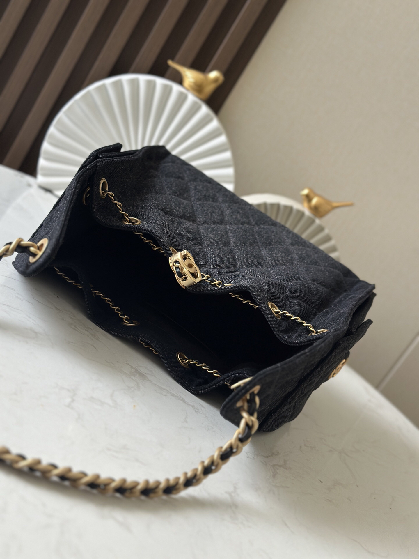 Chanel 25C Small Denim Hobo Bag - Image 3