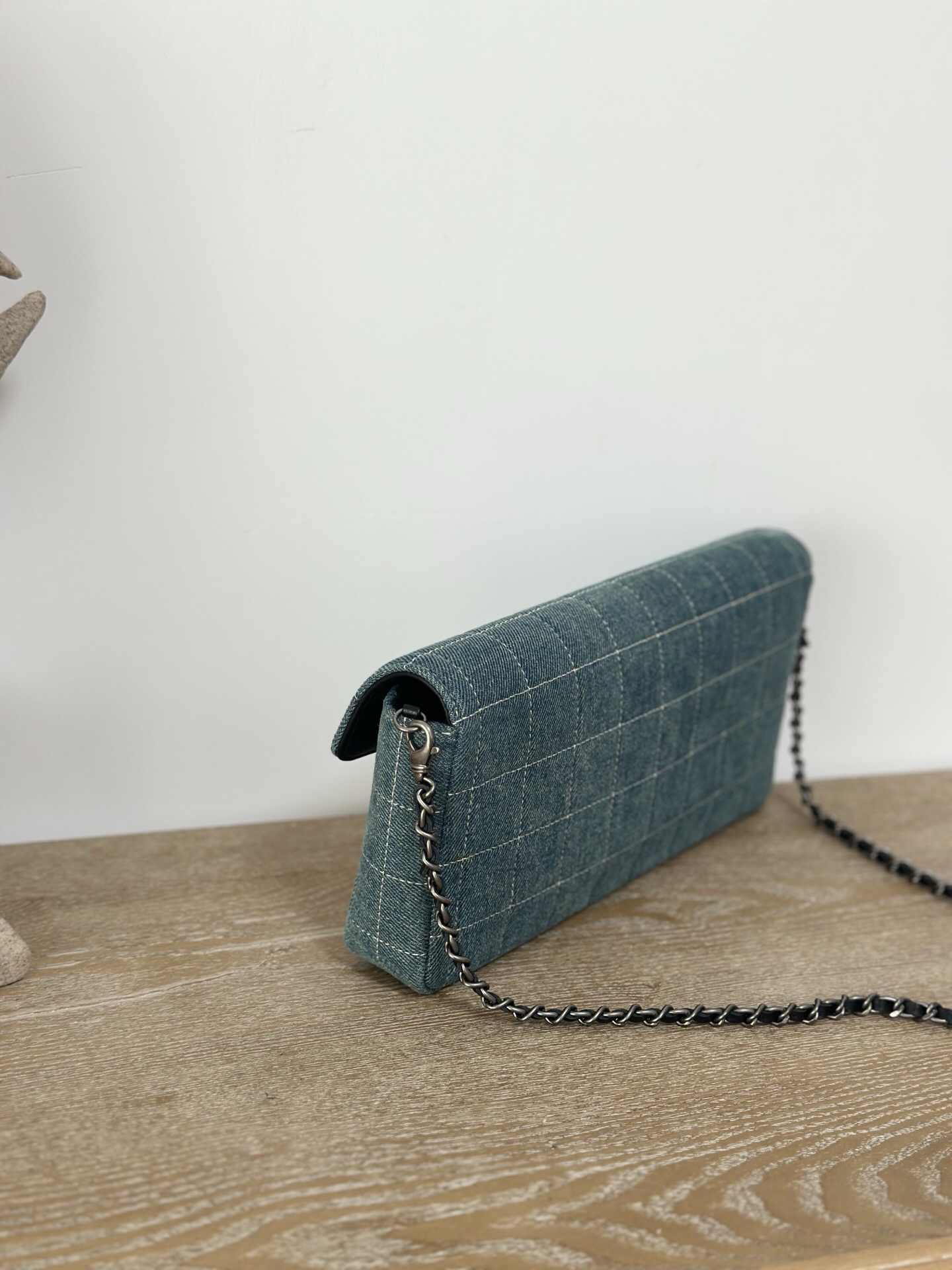 Chanel Vintage Lambskin Underarm Bag - Image 3