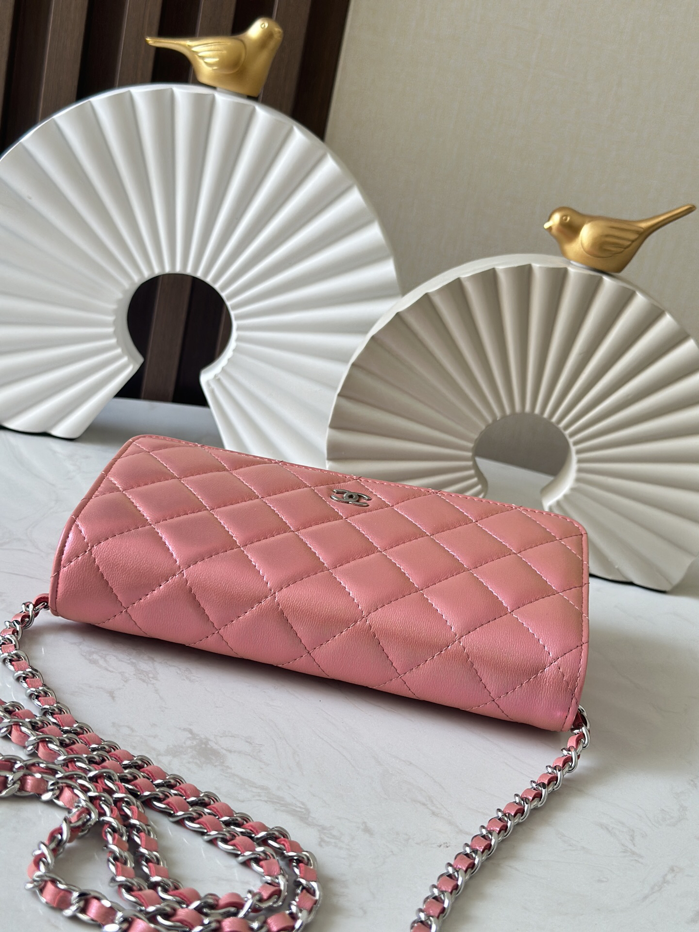 Chanel Wallet on Chain in Iridescent Pink Lambskin - Image 3