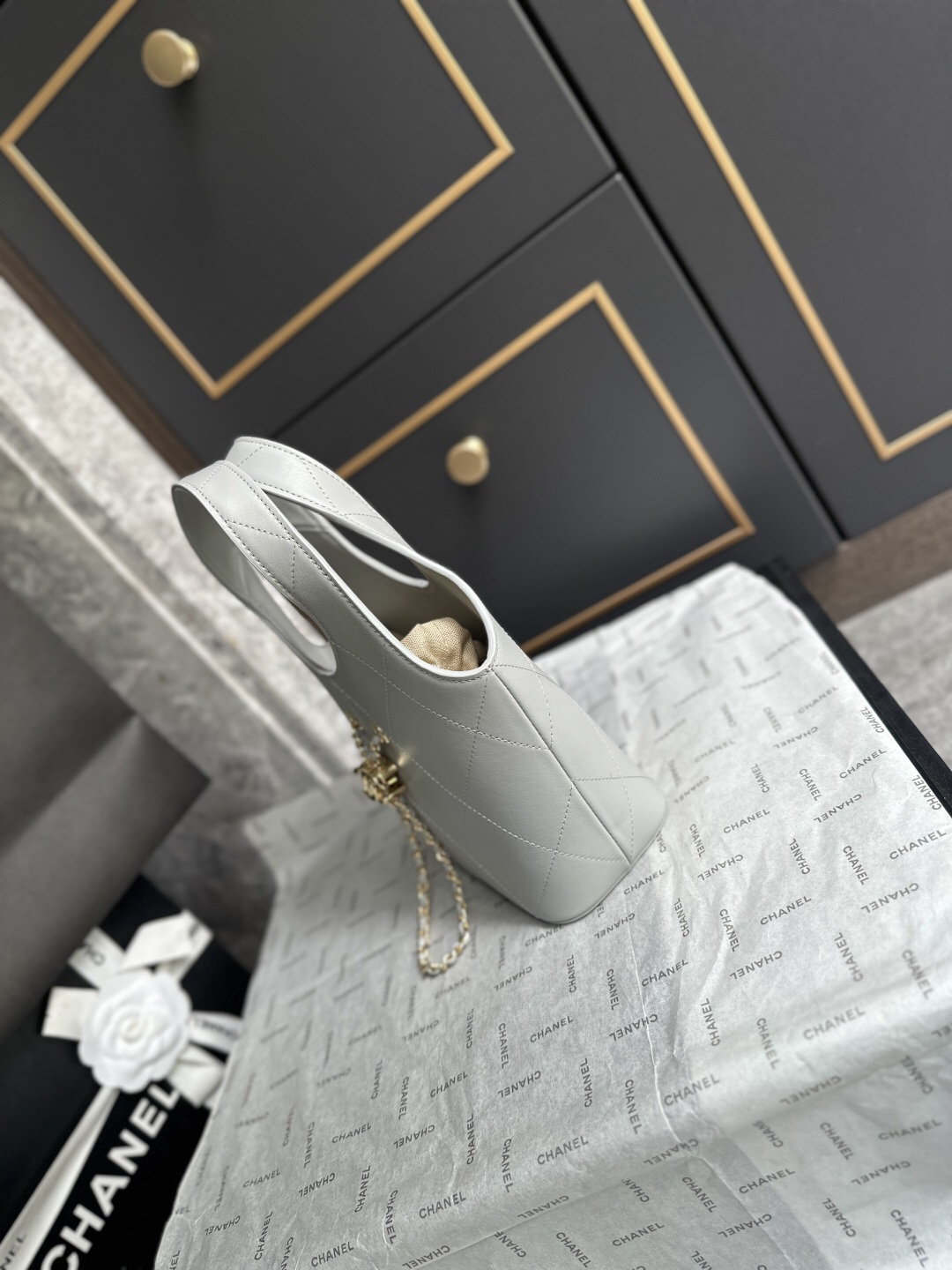 Chanel 26S Small Basket Hobo Bag - Image 3