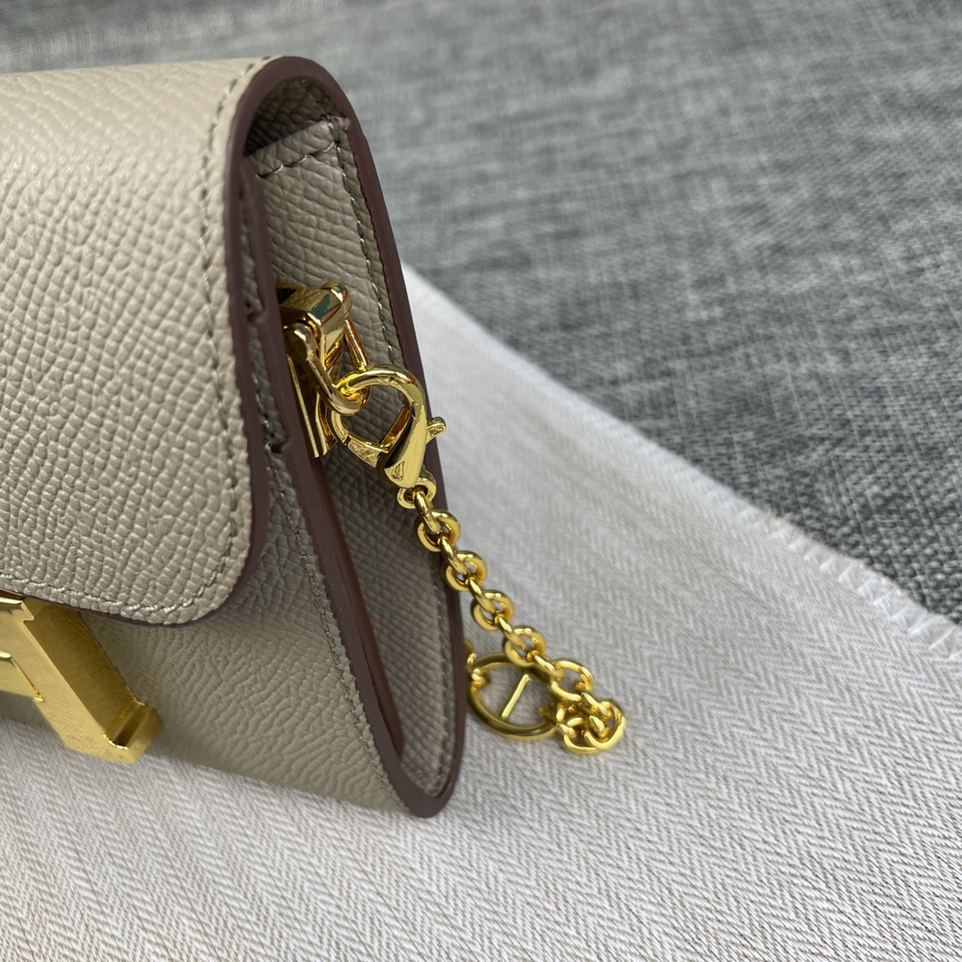 Hermès Constance Shoulder Bag - Image 3