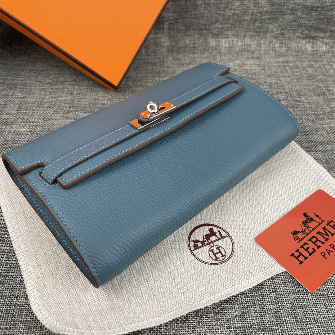 Hermès Kelly Leather Handbag - Image 3