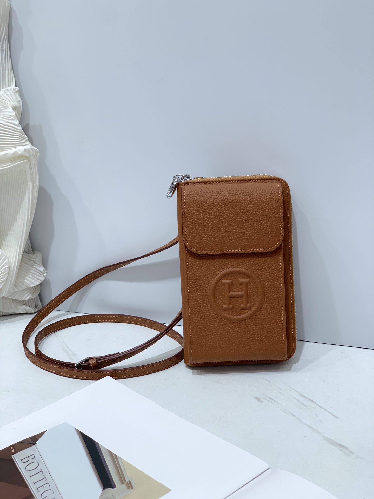 Hermes Togo Leather Shoulder Bag - Image 3
