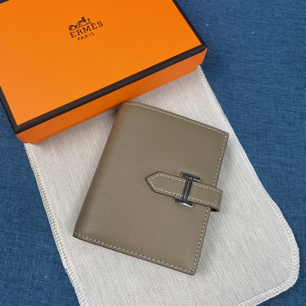 Hermès Palm-Grain Leather Wallet - Image 3