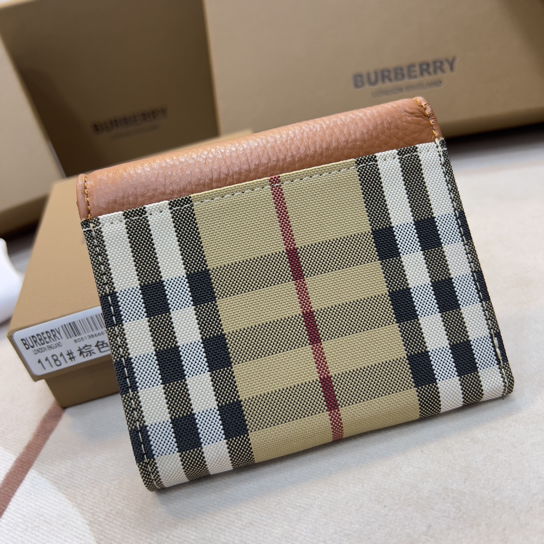 Burberry Vintage Patchwork Calf Leather Bifold Wallet - Image 3
