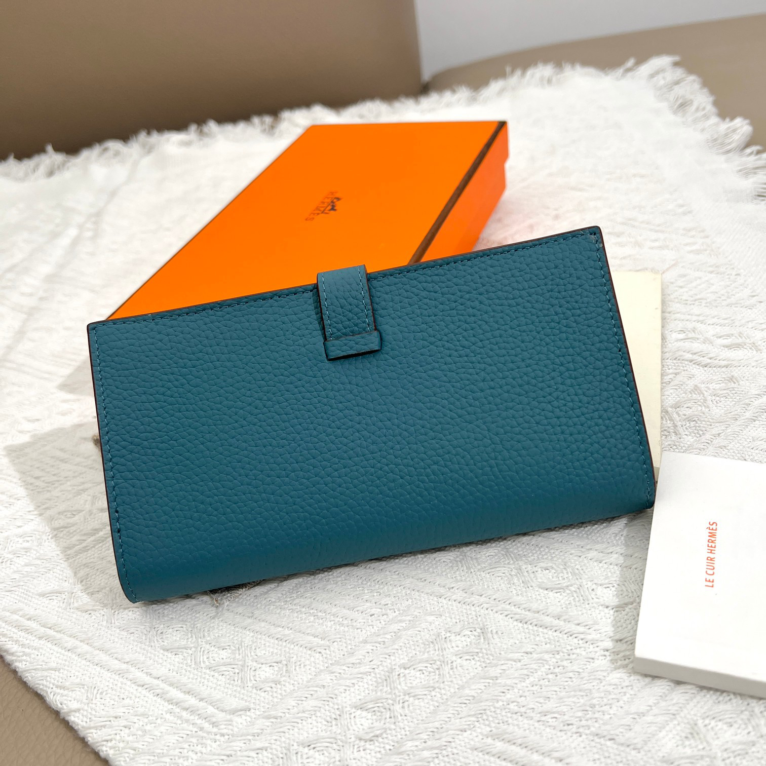 Hermes Women's Vertical Leather Wallet with Interior Zip Pocket - Image 3